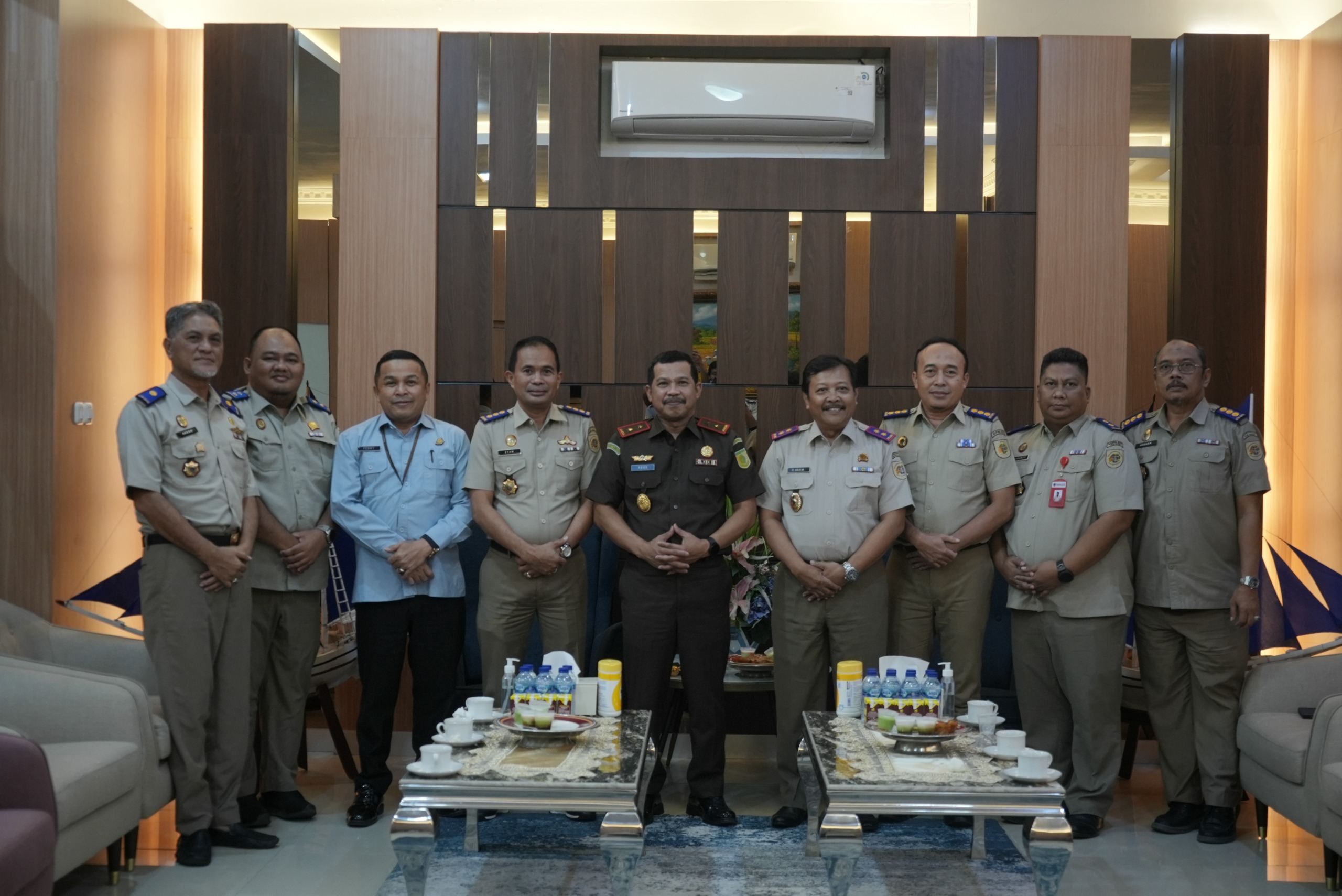 Kajati Sulsel Agus Salim Kunjungi Kanwil BPN R. Agus Marhendra, Perkuat Sinergi untuk Percepatan Sertipikasi Tanah Wakaf