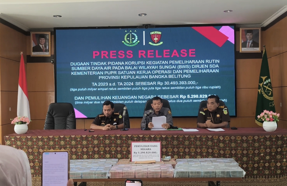 Kejati Babel Tahan Empat Tersangka Korupsi Pemeliharaan Rutin SDA di Balai Wilayah Sungai Babel