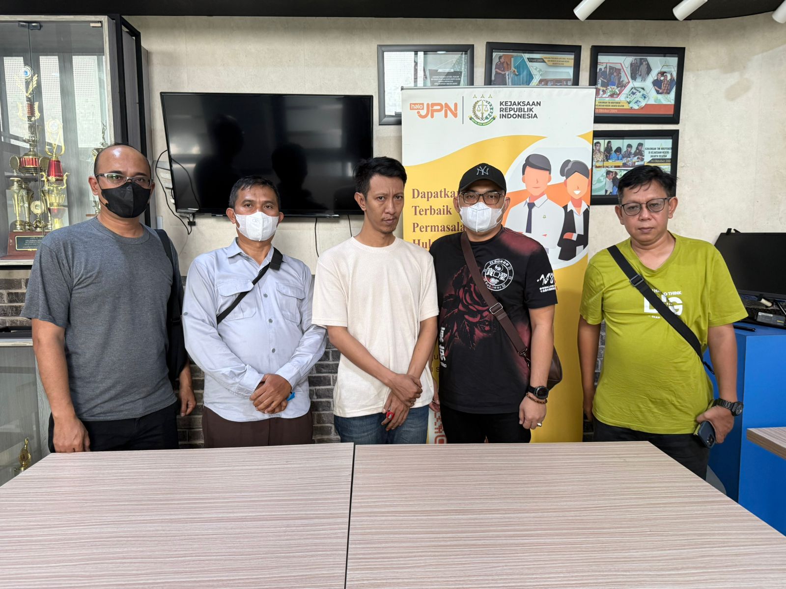 Tim SIRI Kejaksaan Agung Berhasil Amankan DPO Perkara Cukai Yaqub bin H. Lutfi