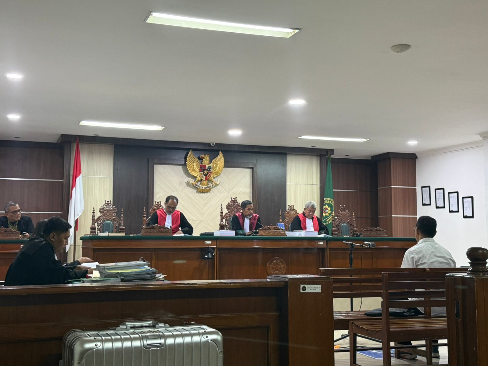 Sidang Pidana Khusus Agenda Sidang Pemeriksaan Terdakwa Perkara Dugaan Tindak Pidana Korupsi