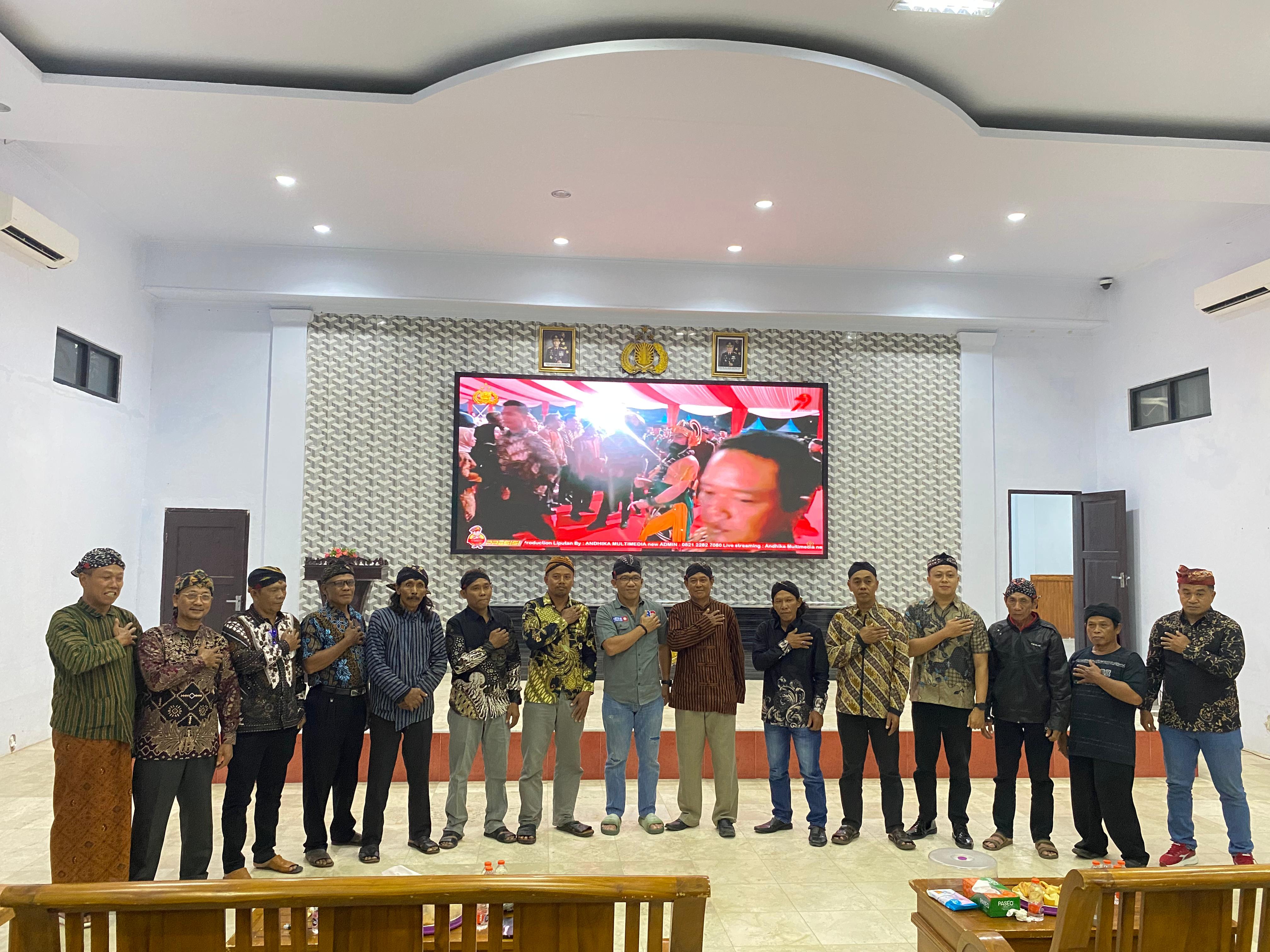 Pergelaran Wayang Kulit Dalam Rangka  Peringatan Ke-79 Hari Bhayangkara