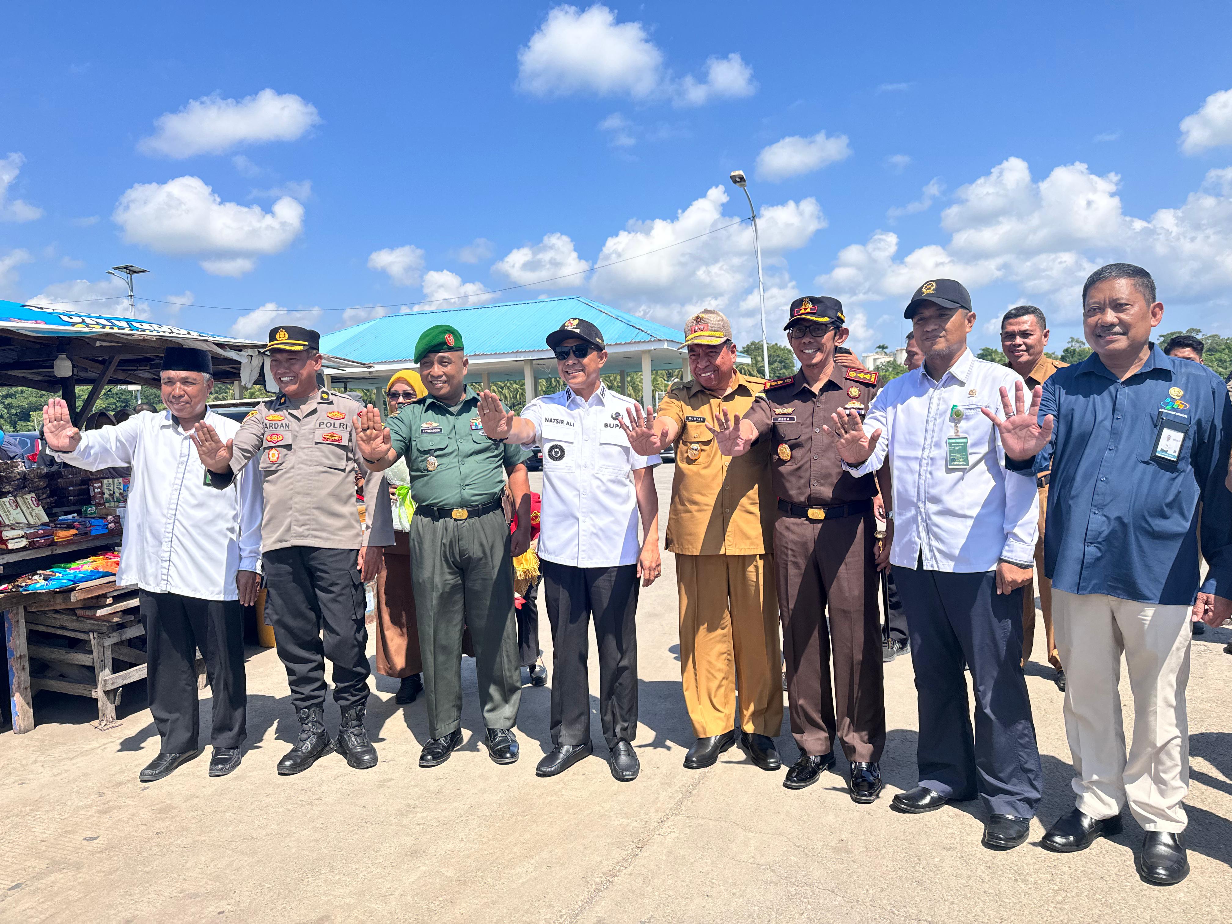 Penyambutan DANDIM 1415 Selayar  Bapak Letkol Czi Yudo Harianto, S.T.  di Kabupaten Kepulauan Selayar