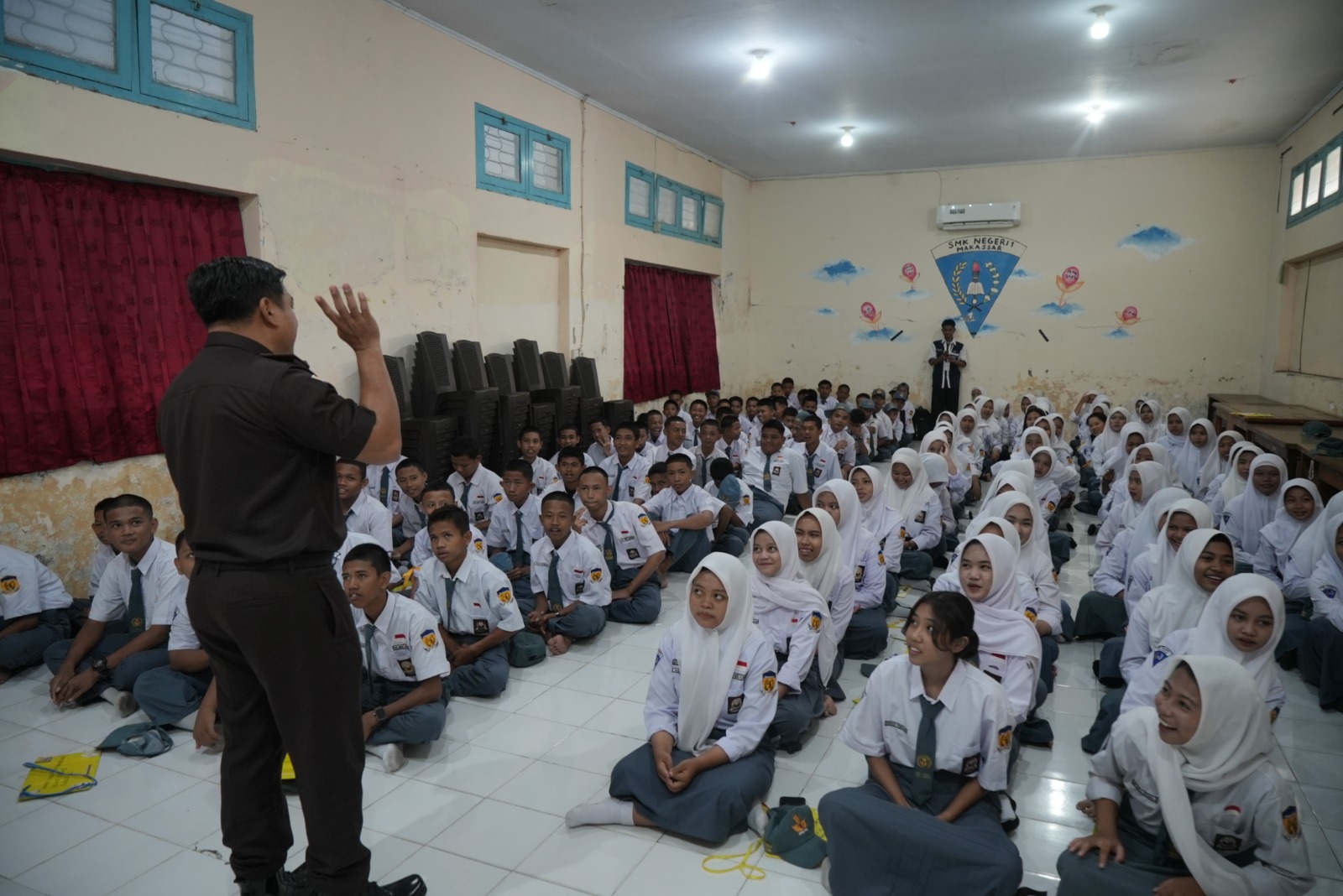 Kejati Sulsel Gelar Jaksa Masuk Sekolah di SMK Negeri 1 Makassar, Kuatkan 4 Pilar Kebangsaan dan Cegah Kekerasan di Lingkungan Sekolah