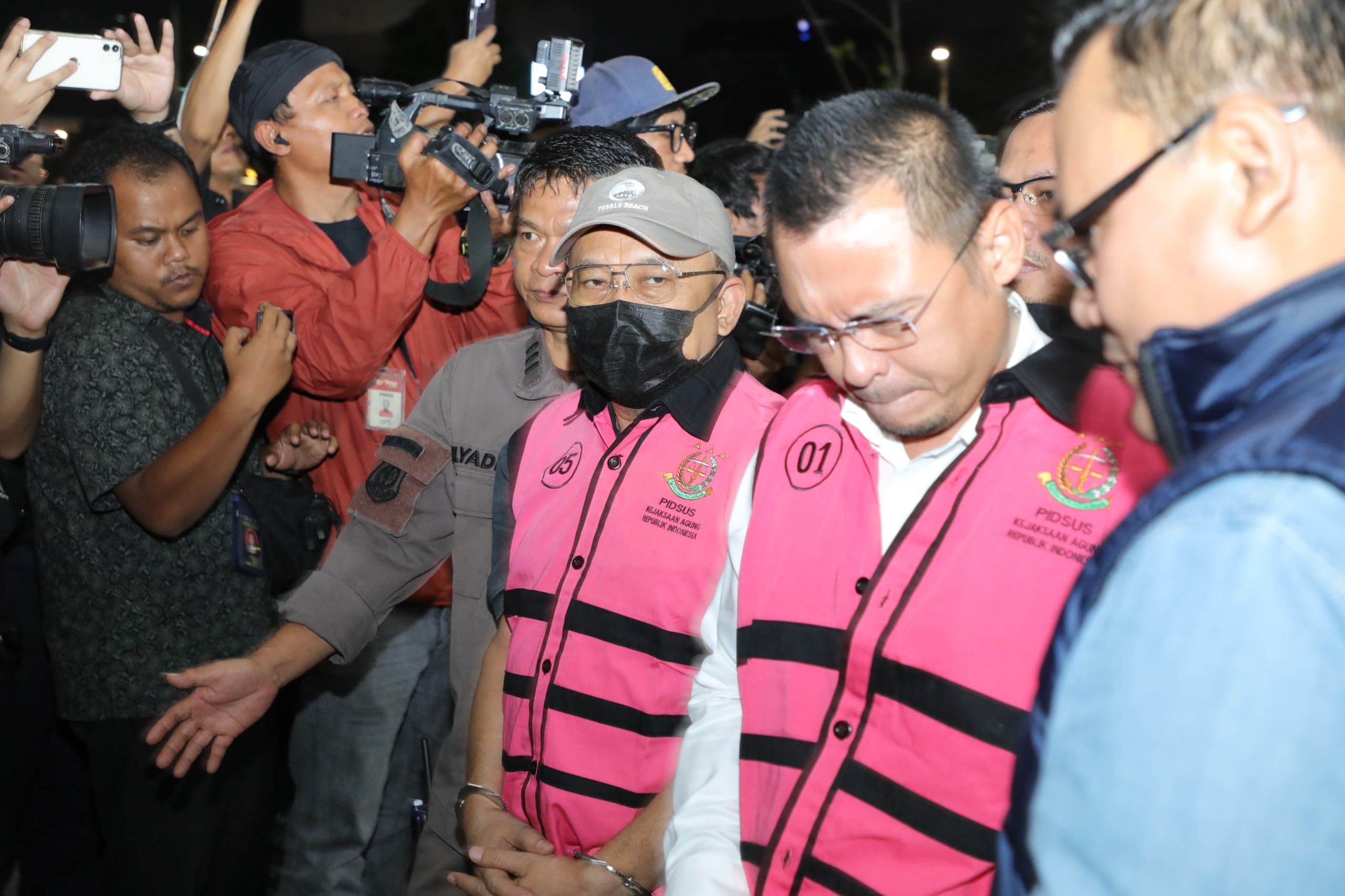 Penyidik JAM PIDSUS Tetapkan 9 Tersangka Baru Perkara Tata Kelola Minyak Mentah PT Pertamina