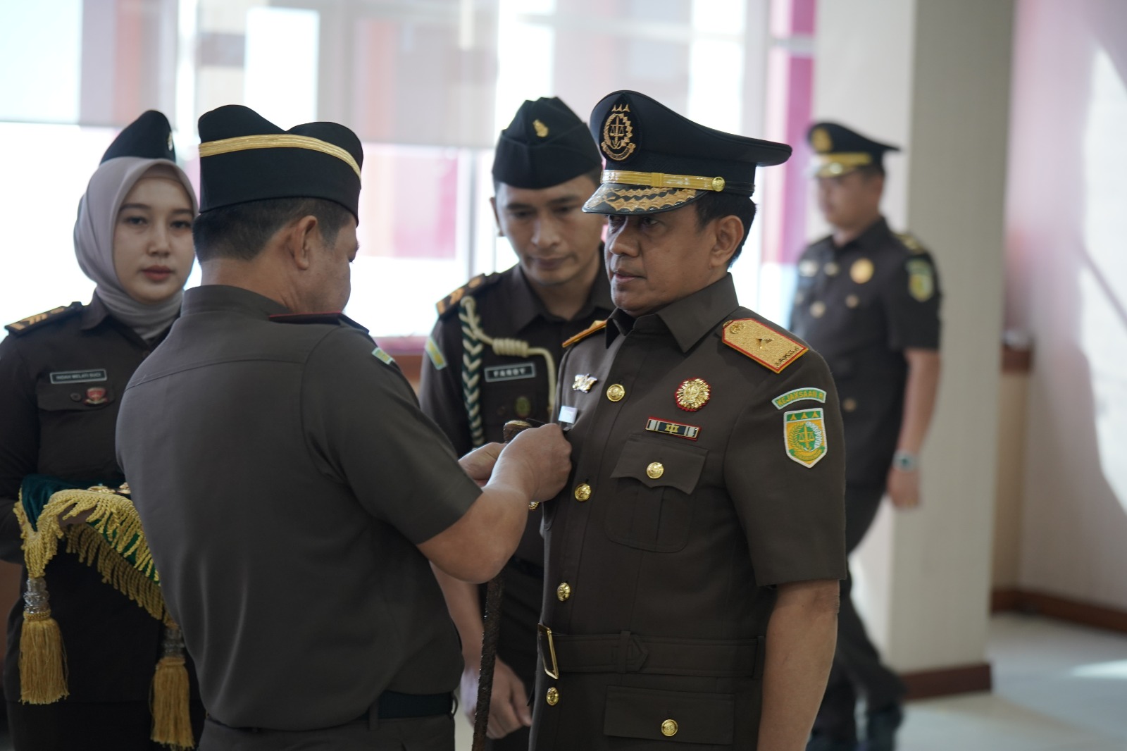 Kajati Sulsel Agus Salim Lantik dan Ambil Sumpah Wakajati Serta Pejabat Baru di Kejati Sulsel