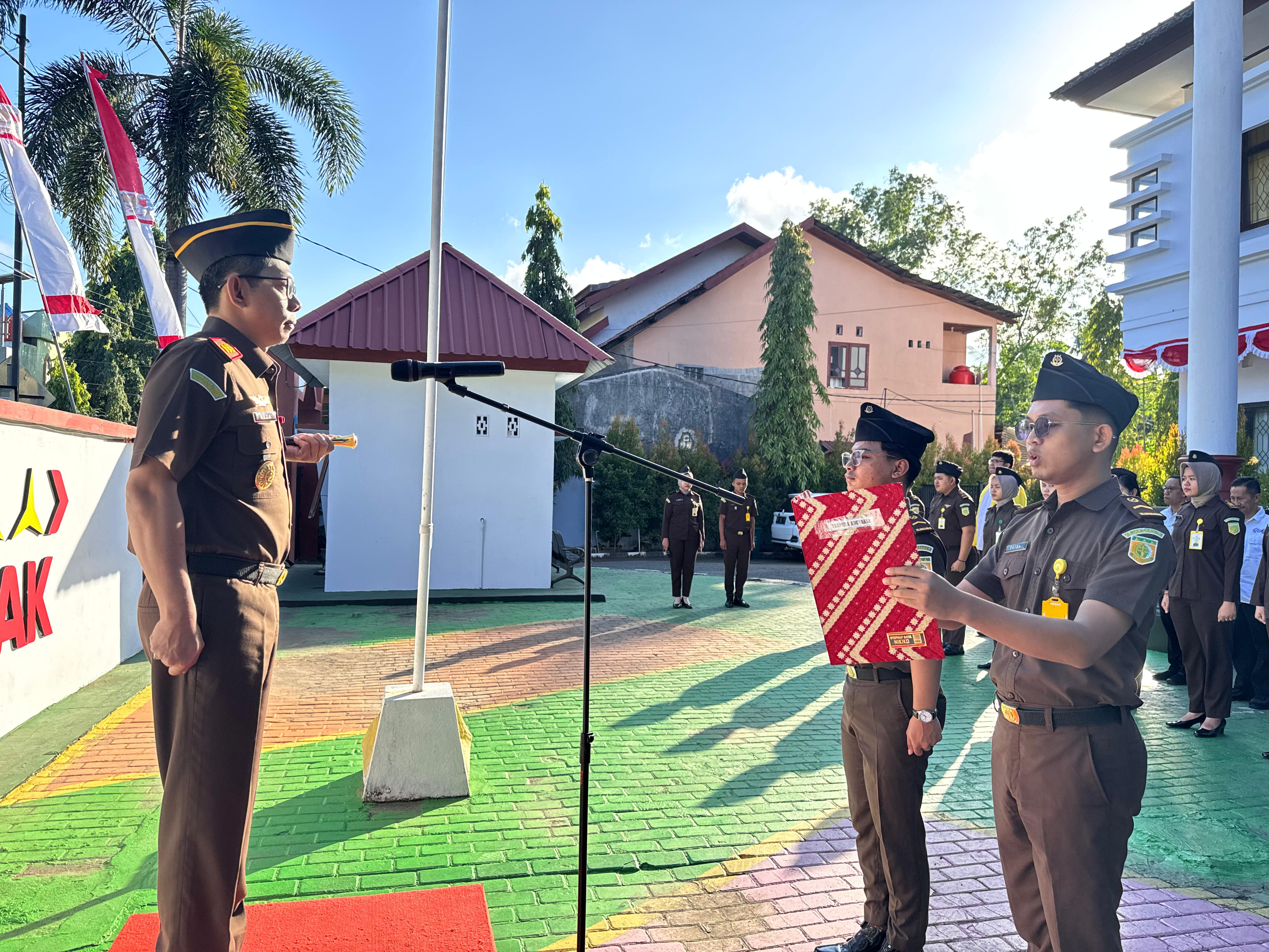 Giat Apel Pagi Kejaksaan Negeri Kepulauan Selayar