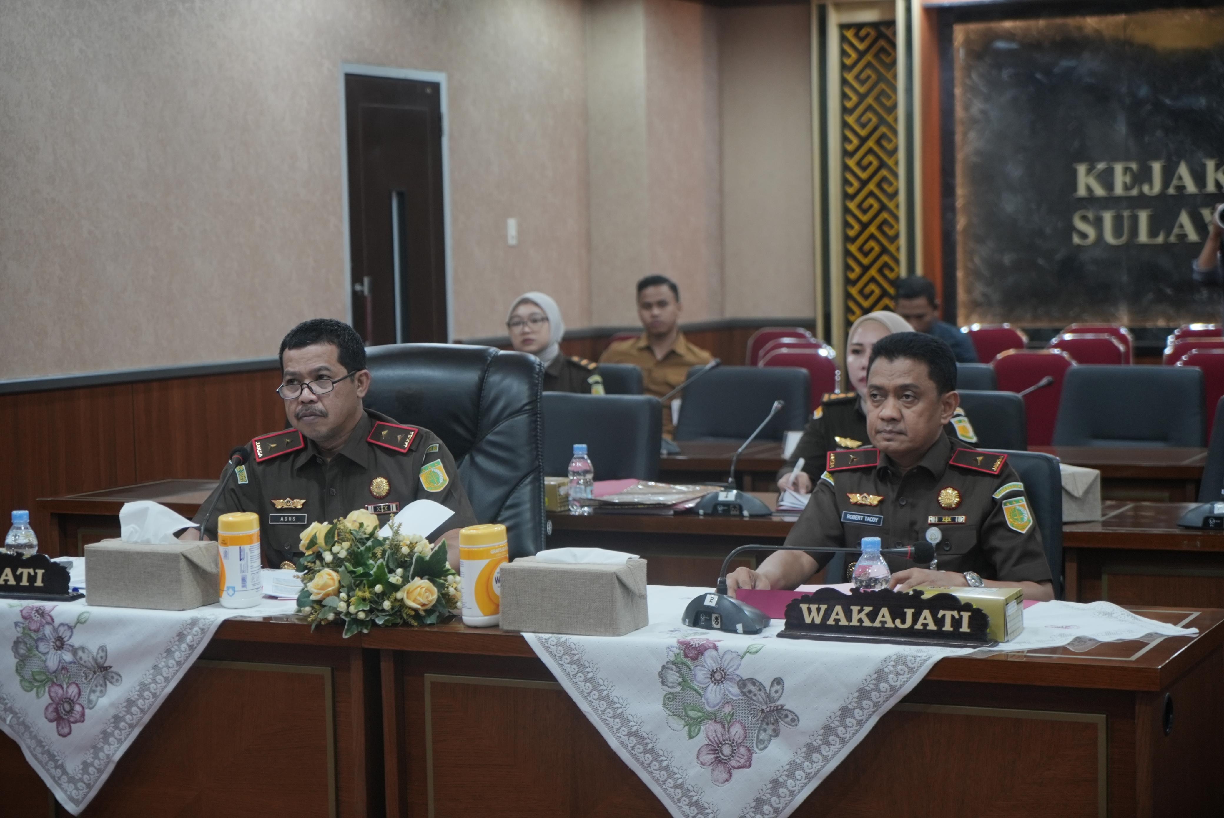 Kajati Sulsel Agus Salim Ikut Penutupan Rapat Evaluasi Capaian Kinerja Semester I Kejaksaan RI Tahun 2025, Jaksa Agung Ingatkan Serapan Anggaran dan Integritas