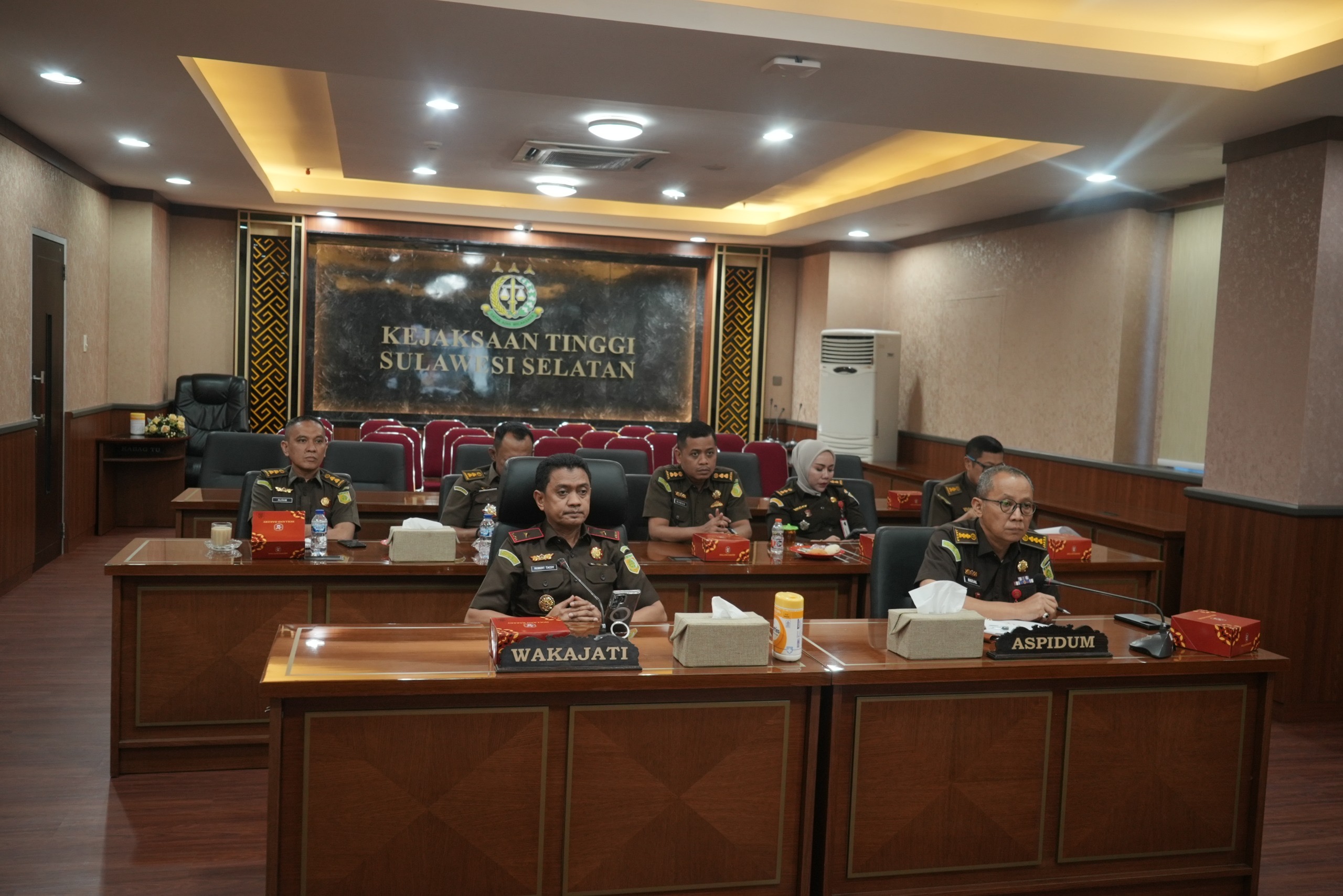 Wakajati Sulsel Robert M Tacoy Mengikuti Seminar Daring Peringatan Hari Lahir Kejaksaan RI ke-80