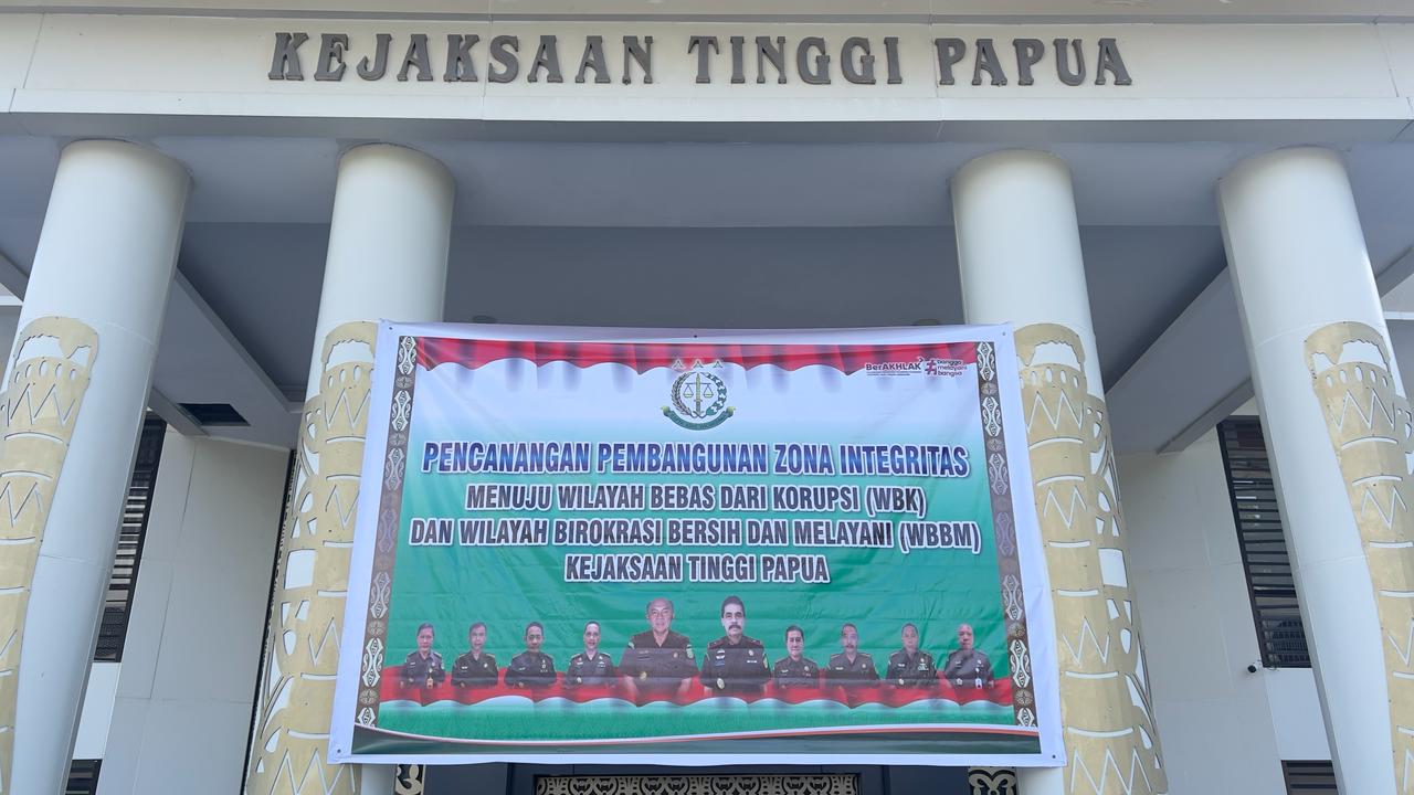 PENCANANGAN PEMBANGUNAN ZONA INTEGRITAS MENUJU WILAYAH BEBAS DARI KORUPSI (WBK) DAN WILAYAH BIROKRASI BERSIH DAN MELAYANI (WBBM) KEJAKSAAN TINGGI PAPUA
