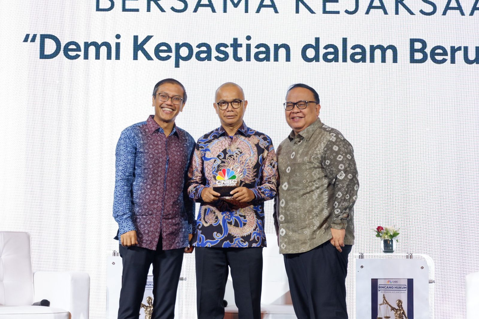 Bincang Hukum CNBC, JAM-Intelijen Tekankan Fungsi Intelijen Penegakan Hukum   dalam Pembangunan Nasional