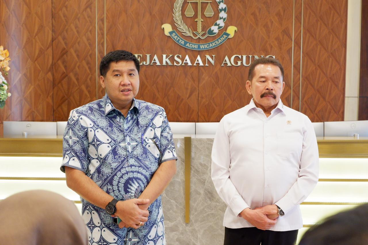Jaksa Agung RI Terima Kunjungan Kehormatan Menteri Perumahan dan Kawasan Permukiman RI Bahas Pengadaan Lahan Permukiman Rakyat