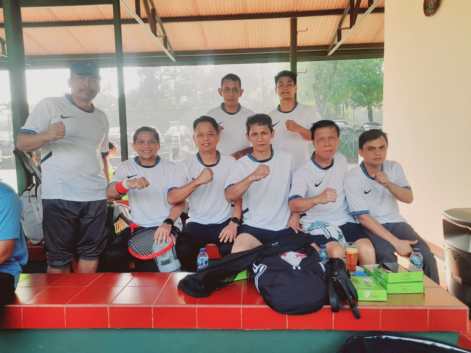 Kejaksaan Agung Raih Emas Tenis Lapangan pada Ajang Olah Raga Komuniti Hukum Memperingati HUT ke-49 Babinkum TNI