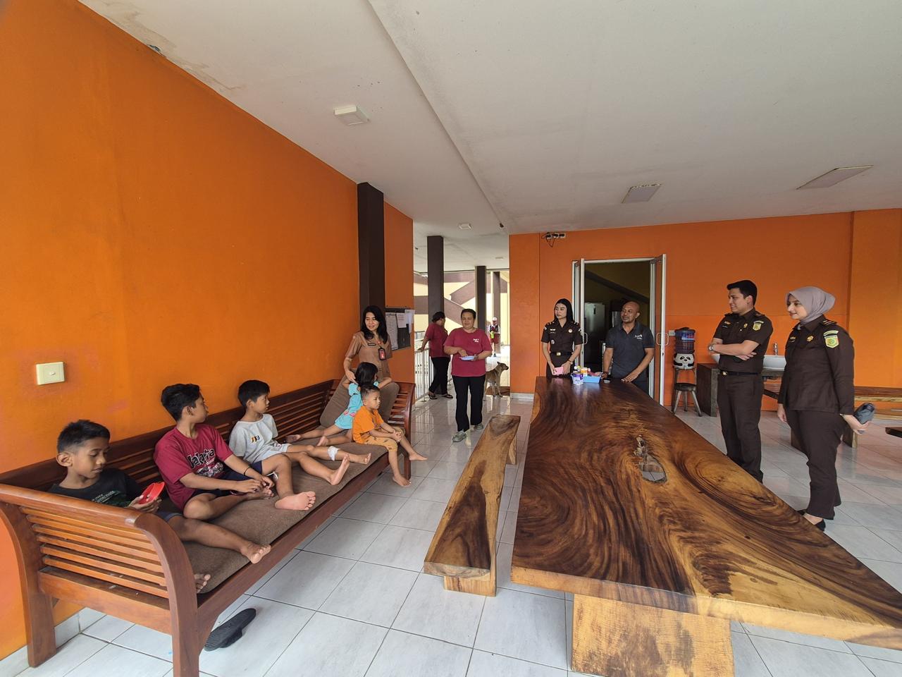 Penetapan Permohonan Perwalian Anak pada Yayasan Anak-Anak Bali yang Diajukan oleh Jaksa Pengacara Negara