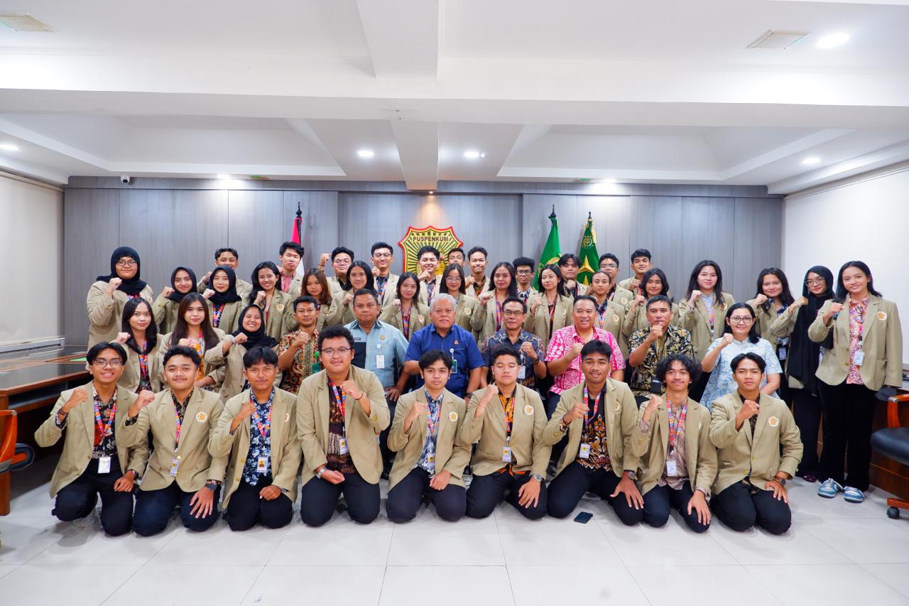 Puspenkum Terima Office Tour Mahasiswa FH Universitas Gadjah Mada