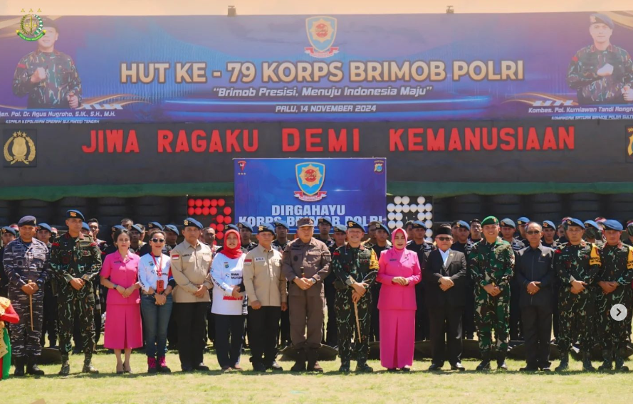 KAJATI SULTENG BAMBANG HARIYANTO MENGHADIRI SYUKURAN PERINGATAN HUT BRIMOB KE -79