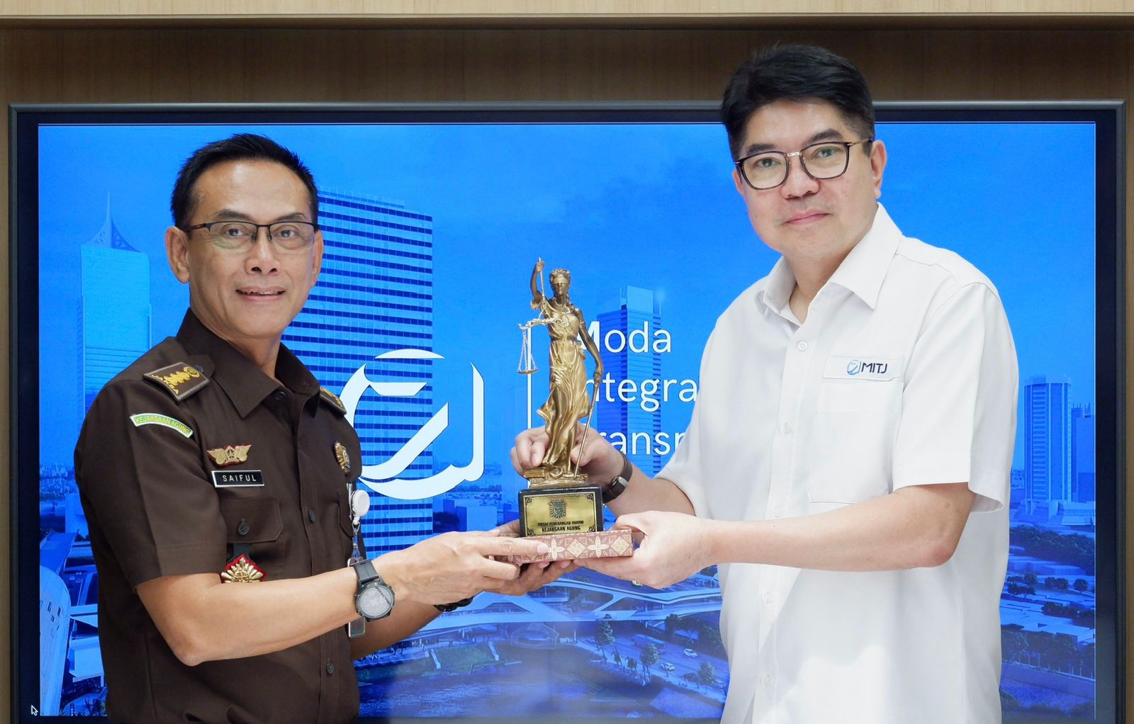 Puspenkum Melaksanakan  Benchmarking ke kantor PT MITJ Guna  Optimalkan Pelayanan Berbasis Digital