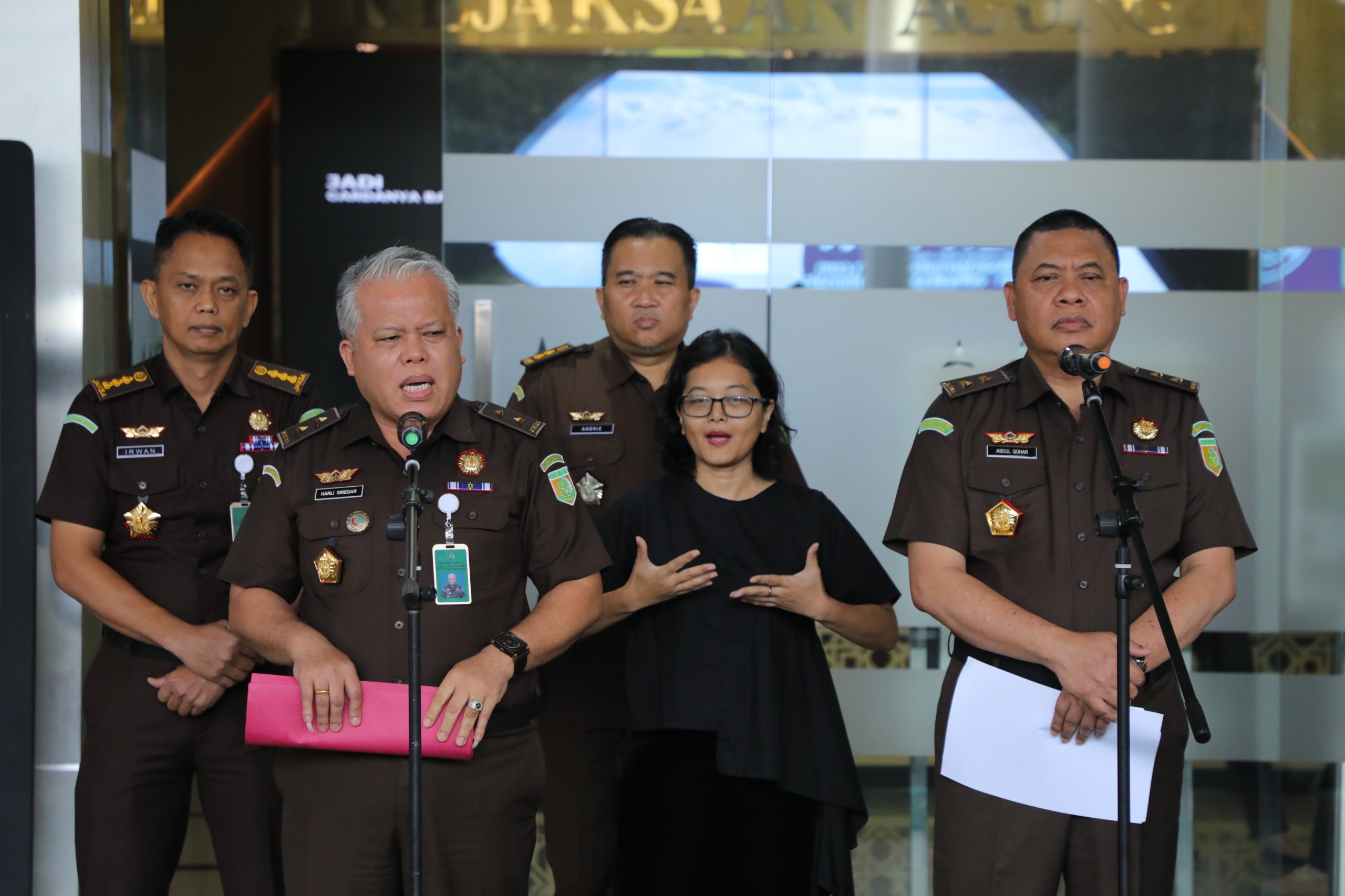 Penetapan 9 Tersangka Baru dalam Perkara Impor Gula