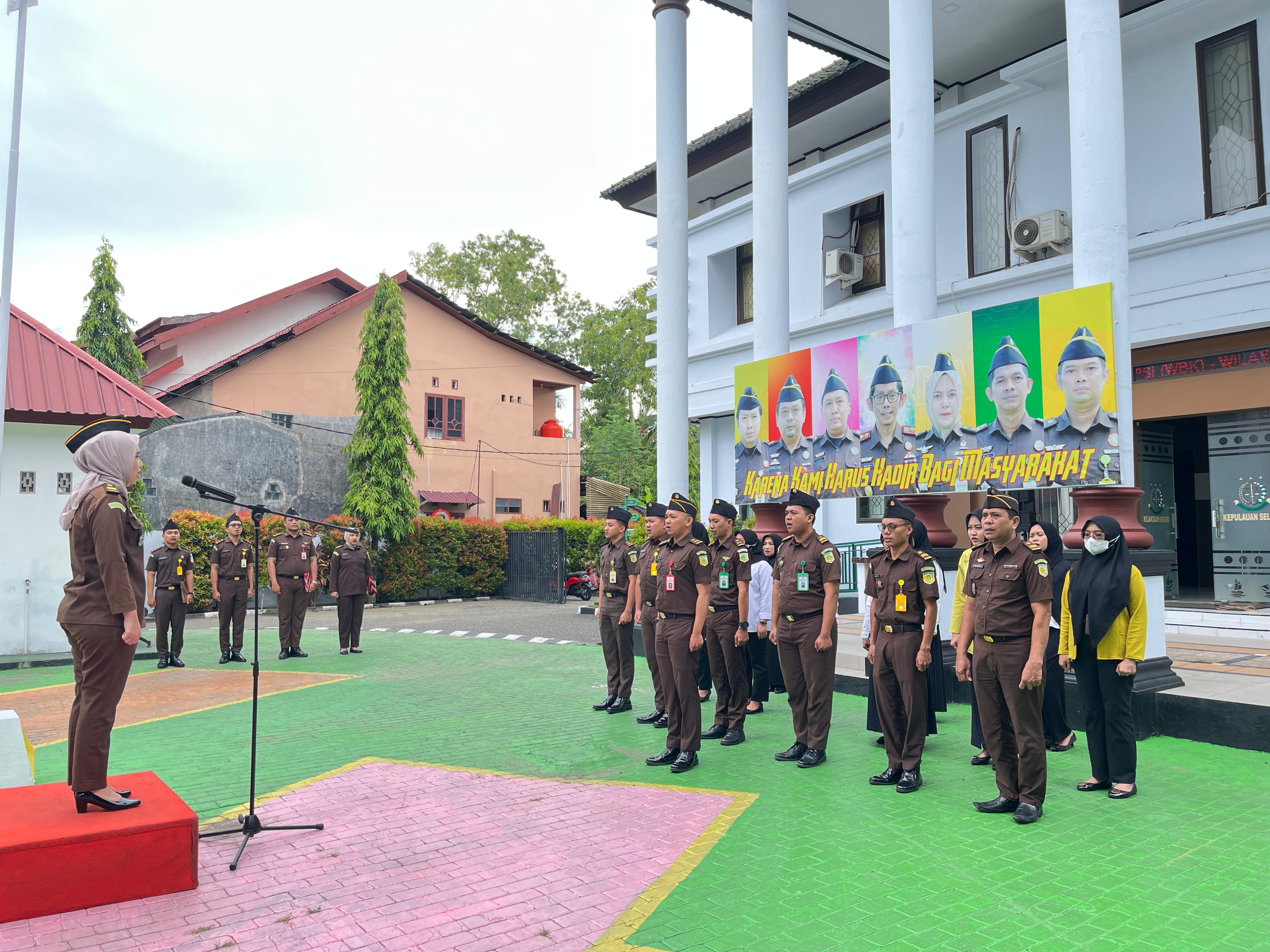 Giat Apel Pagi Kejaksaan Negeri Kepulauan Selayar