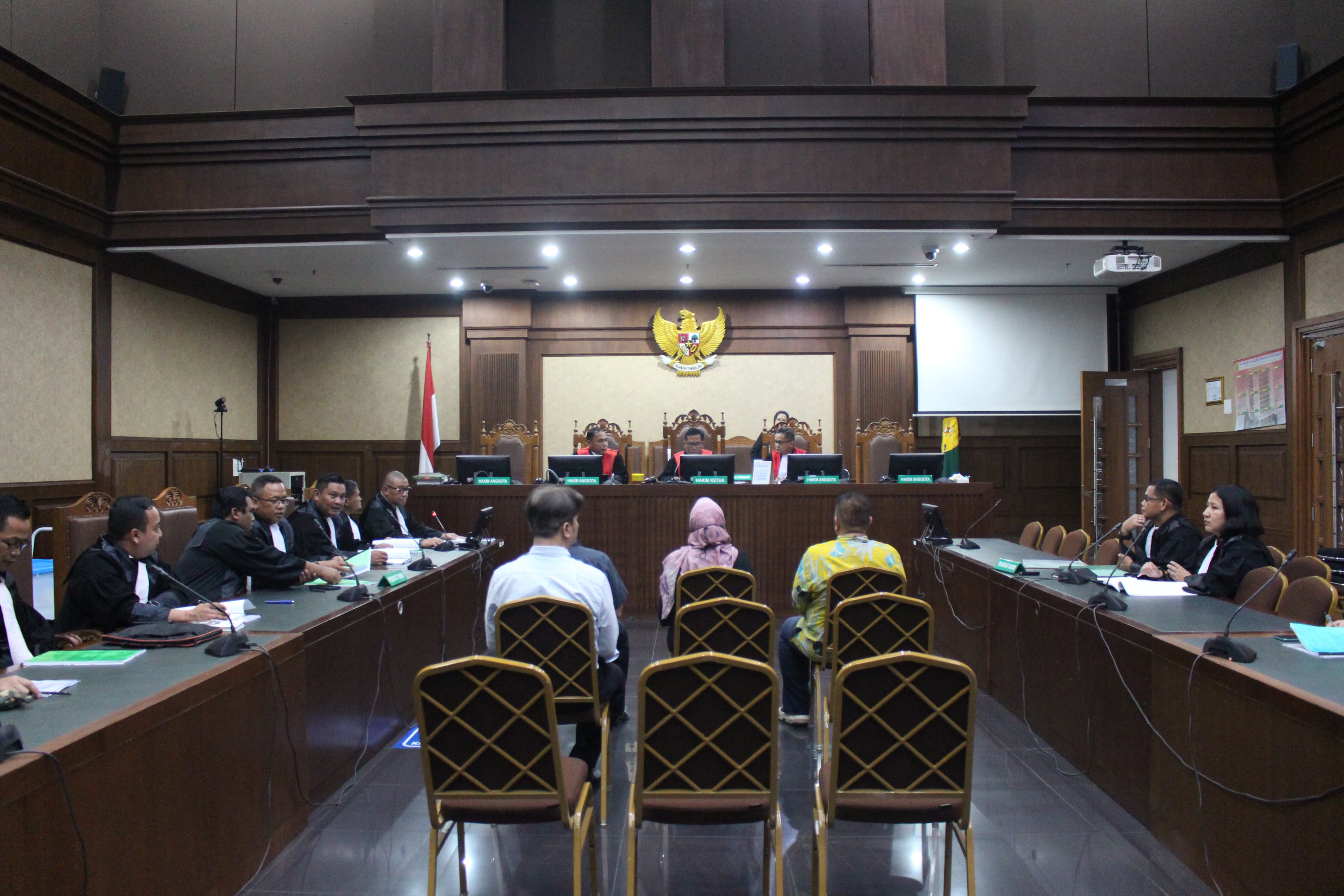 Pembacaan Surat Dakwaan  Perkara Koneksitas Korupsi Kredit BRIguna pada Satuan Militer Cibinong Tahun 2016-2023