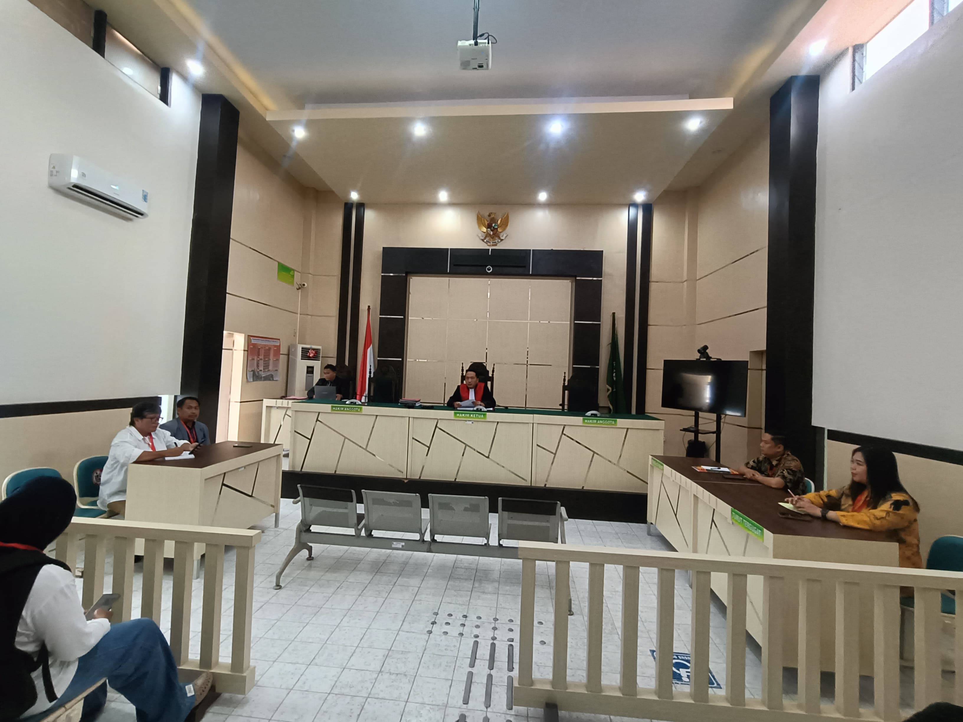 Pembacaan Putusan Dalam Sidang Pra Peradilan di Pengadilan Negeri Selayar