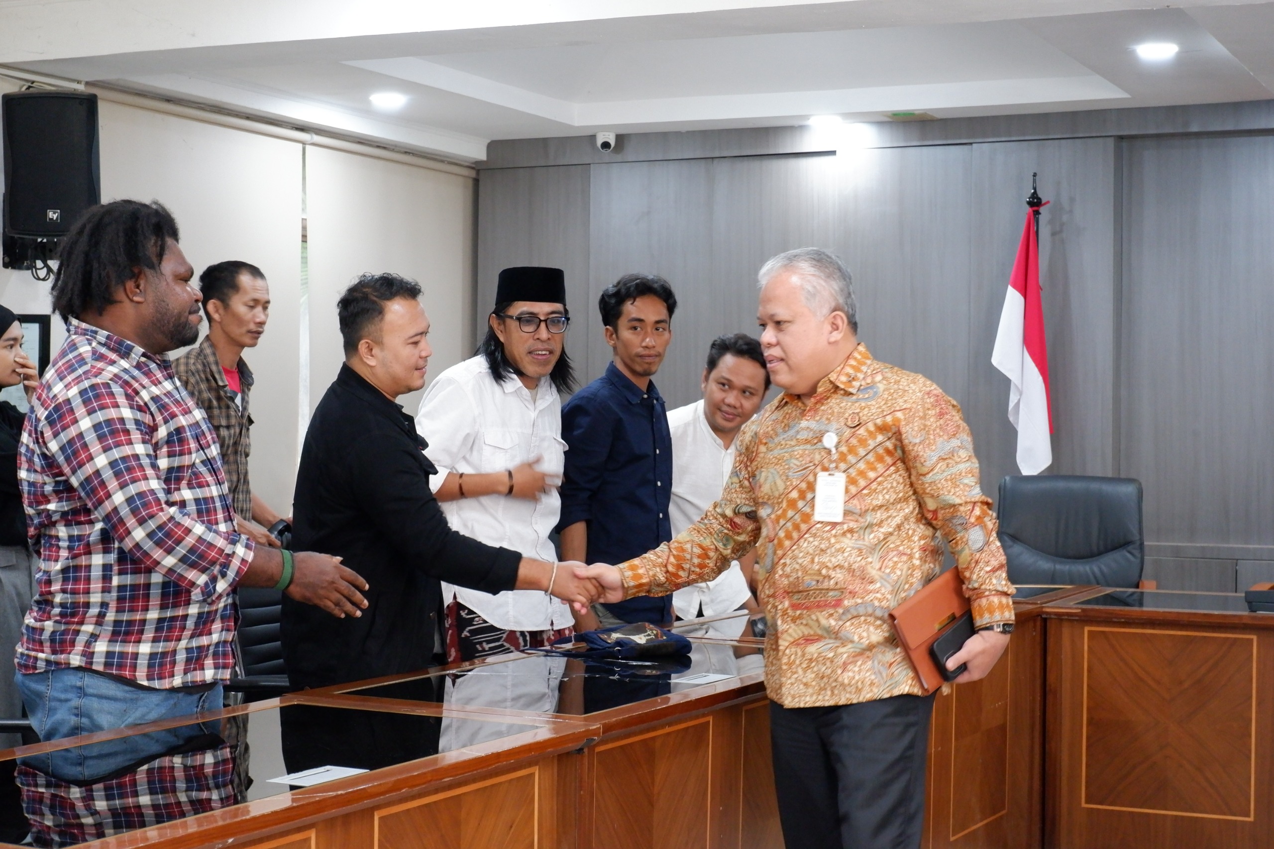 WALHI Pusat dan 17 Perwakilan di Indonesia Sambangi Kejaksaan Agung