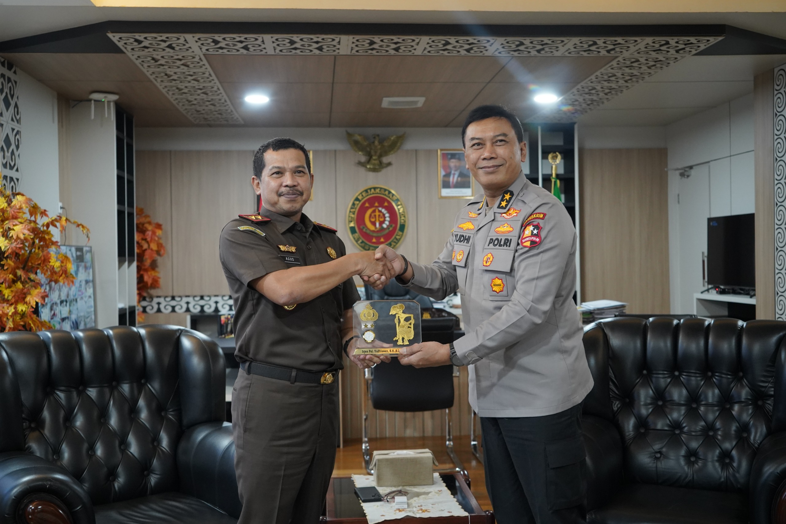 Kajati Sulsel Agus Salim Doakan Irjen Pol. Yudhiawan Sukses di Kementerian Kesehatan