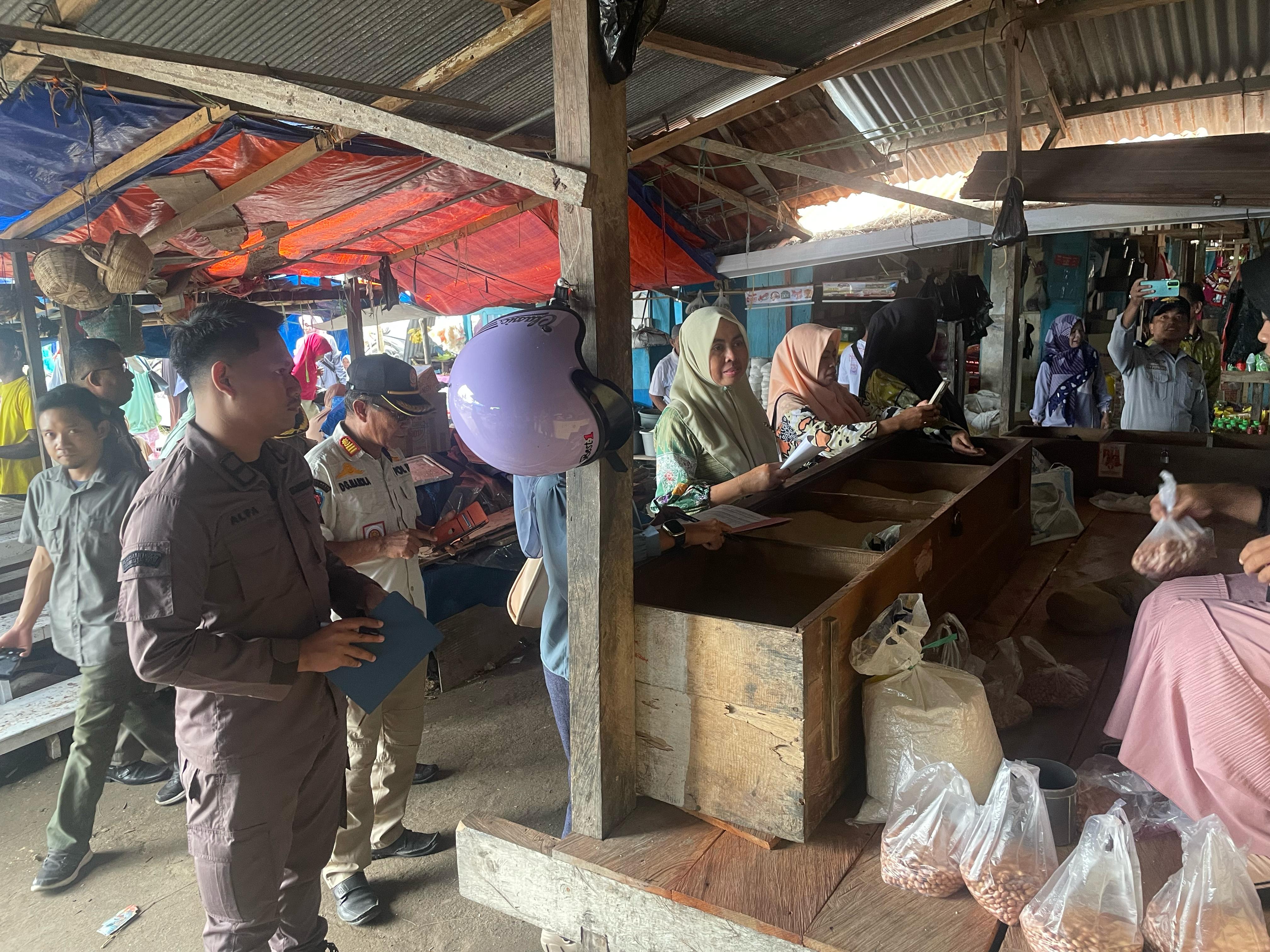 Pemantauan Harga dan Stok Barang Kebutuhan Pokok serta Barang Penting Menjelang Bulan Suci Ramadhan 1446 H2025 M di Kabupaten Kepulauan Selayar