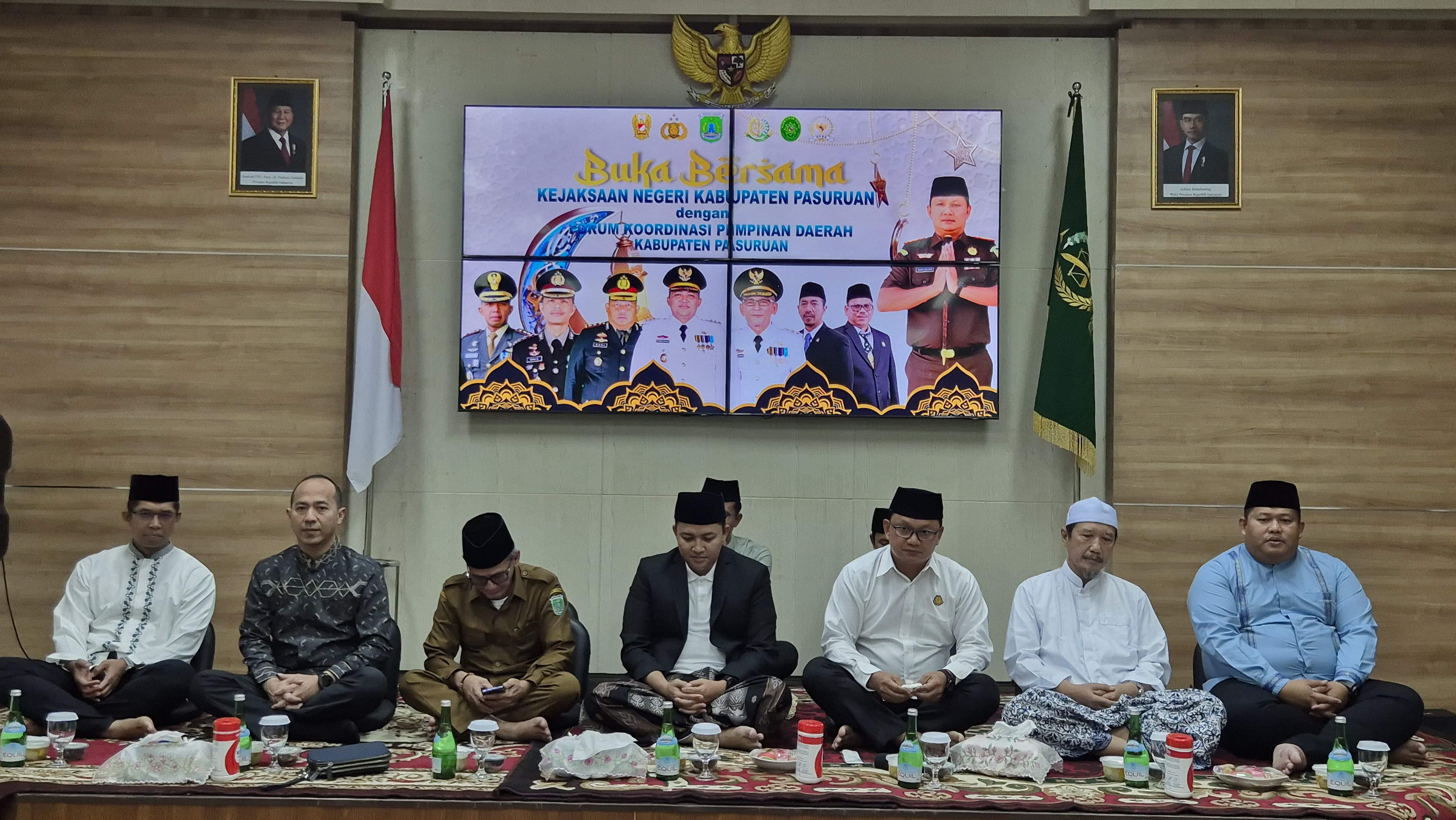 BUKA PUASA BERSAMA KELUARGA BESAR KEJAKSAAN NEGERI KABUPATEN PASURUAN DENGAN FORKOPIMDA KABUPATEN PASURUAN