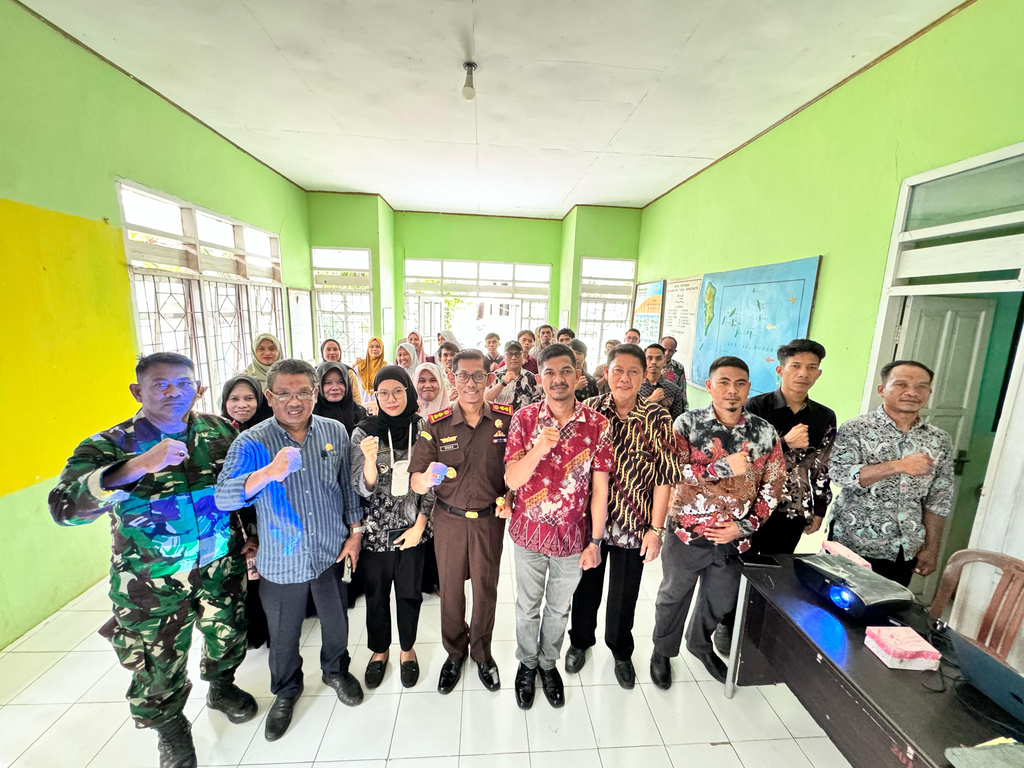 Sosialisasi Jaga Desa dan Monitoring Aplikasi Real Time Monitoring Village Management Funding di Kecamatan Takabonerate Kabupaten Kepulauan Selayar