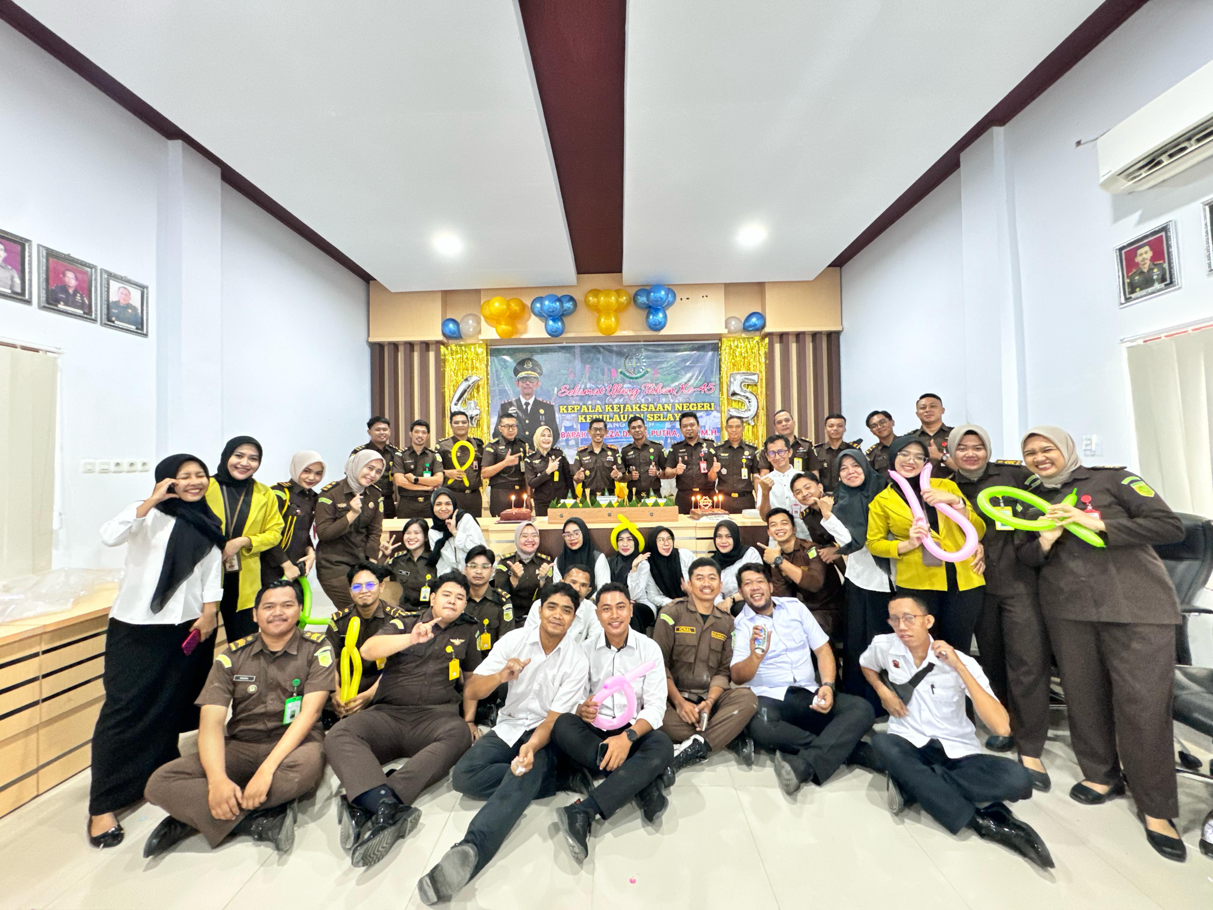 Syukuran Dalam Rangka  Memperingati Ulang Tahun Kepala Kejaksaan Negeri Kepulauan Selayar