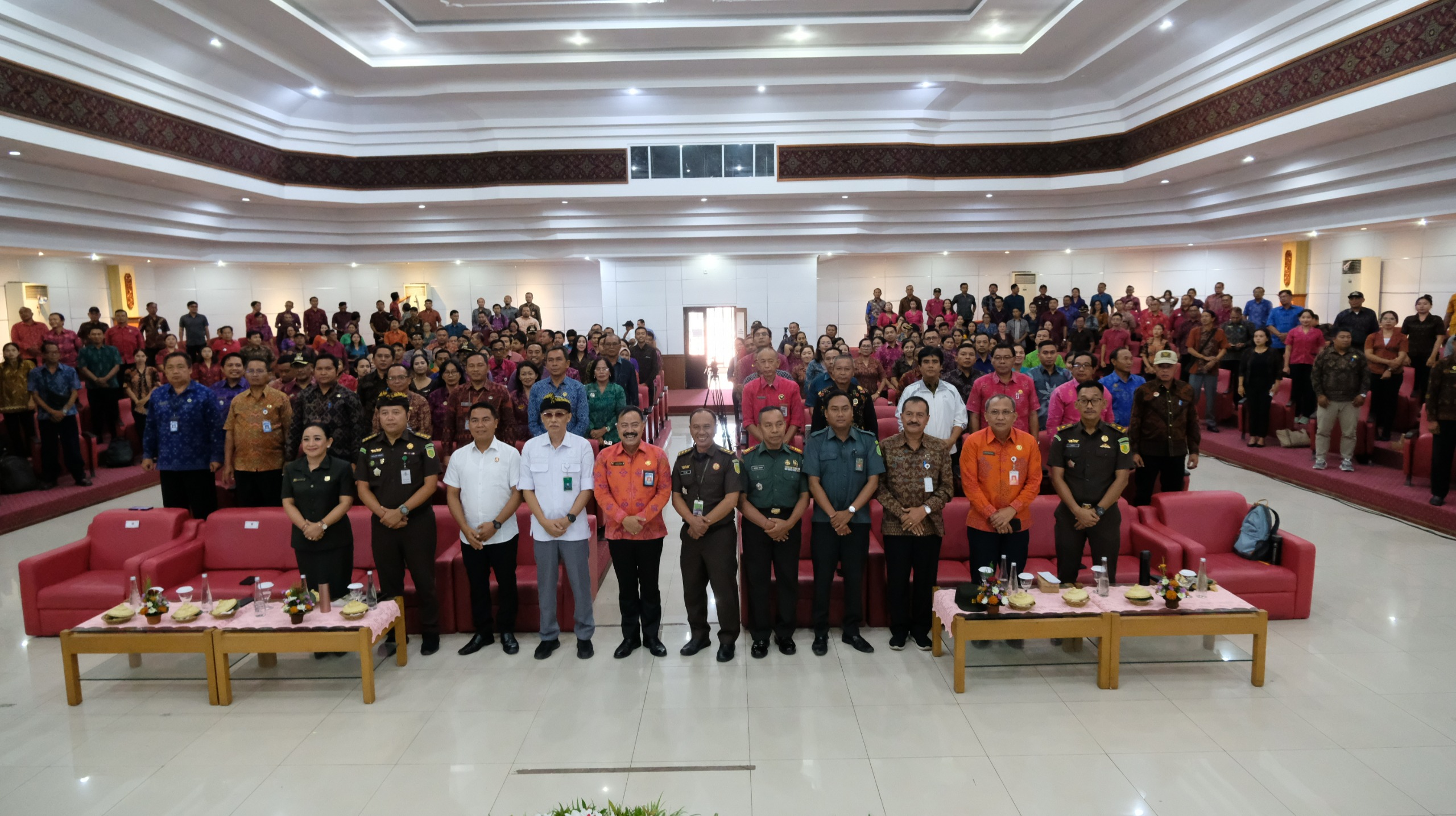 Pusat Penerangan Hukum Gelar Penyuluhan Hukum Sosialisasikan Jaga Desa di Kabupaten Karangasem