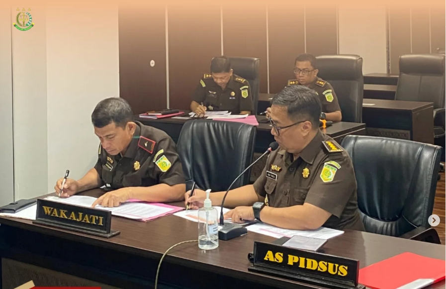 WAKAJATI SULTENG BERSAMA ASPIDSUS MELAKUKAN MONEV PADA SELURUH SATKER DI LINGKUNGAN KEJATI SULTENG