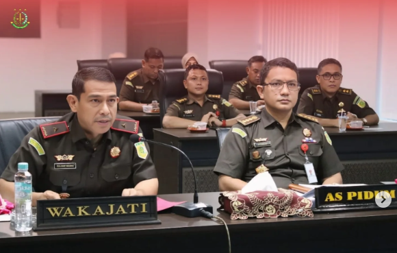 PLT.KAJATI SULTENG MEMIMPIN EKSPOSE PERMOHONAN PENGHENTIAN PENUNTUTAN BERDASARKAN RESTORATIVE JUSTICE