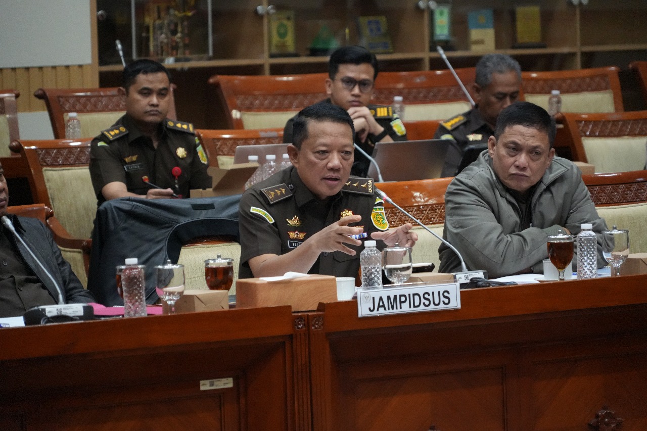 JAM-Pidsus Rapat dengan Komisi III DPR RI, Paparkan Strategi Peningkatan Kinerja Bidang Tindak Pidana Khusus