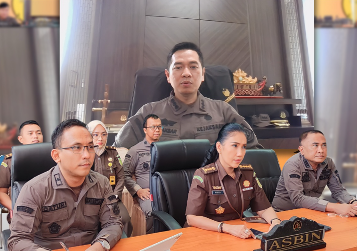 Kompetisi Inovasi Pelayanan Publik KIPP) dan Survei Kepuasan Masyarakat SKM)