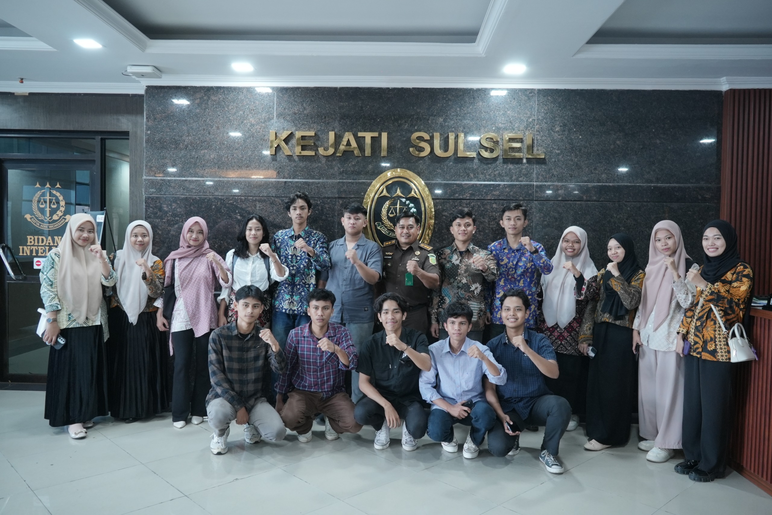 Kasipenkum Kejati Sulsel Soetarmi Terima Kunjungan Sekolah Trias Politica Maperwa FIP UNM