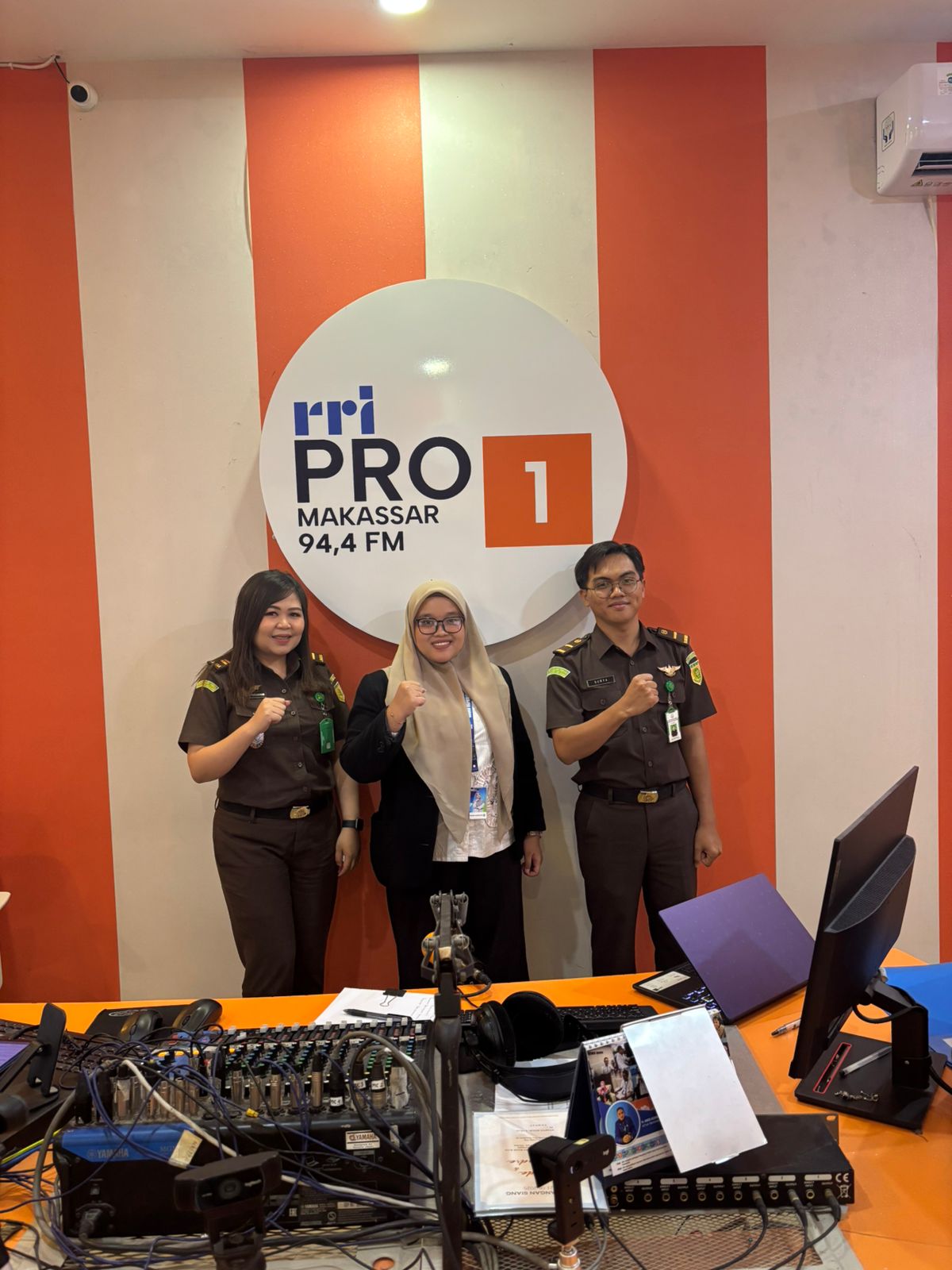 Kegiatan Jaksa Menyapa Bekerja Sama Dengan RRI Pro 1 Makassar “Peran Kejaksaan dalam Pembangunan Daerah”