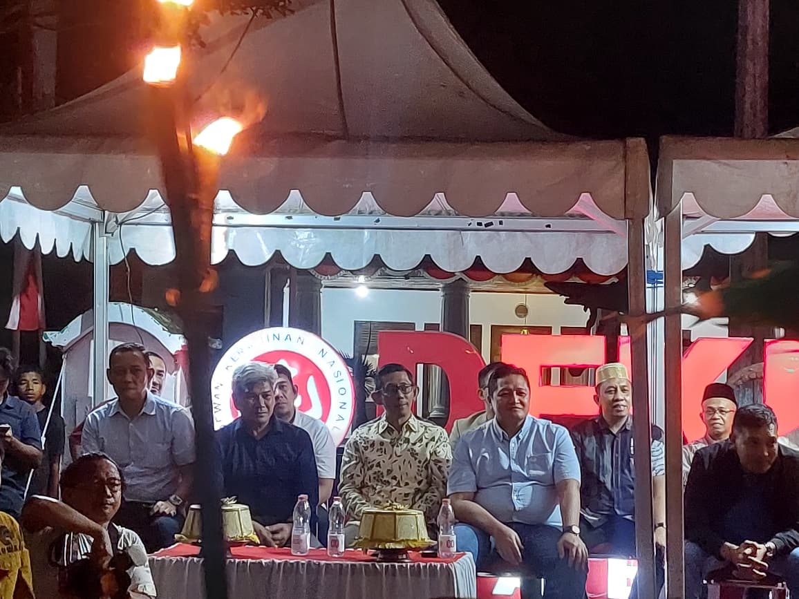 Pelepasan Peserta Taptu Penepatan Waktu dan Pawai Obor Dalam Rangka Memeriahkan HUT Ke-80 Kemerdekaan RI tahun 2025 Kabupaten Kepulauan Selayar