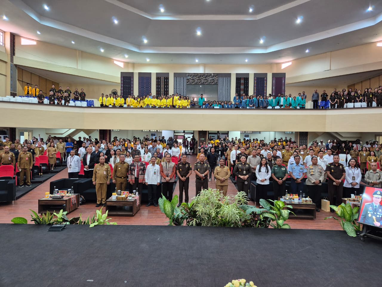 Kejati NTT Gelar Seminar Ilmiah Hari Lahir Kejaksaan ke-80: Penerapan Deferred Prosecution Agreement dalam Perkara Pidana