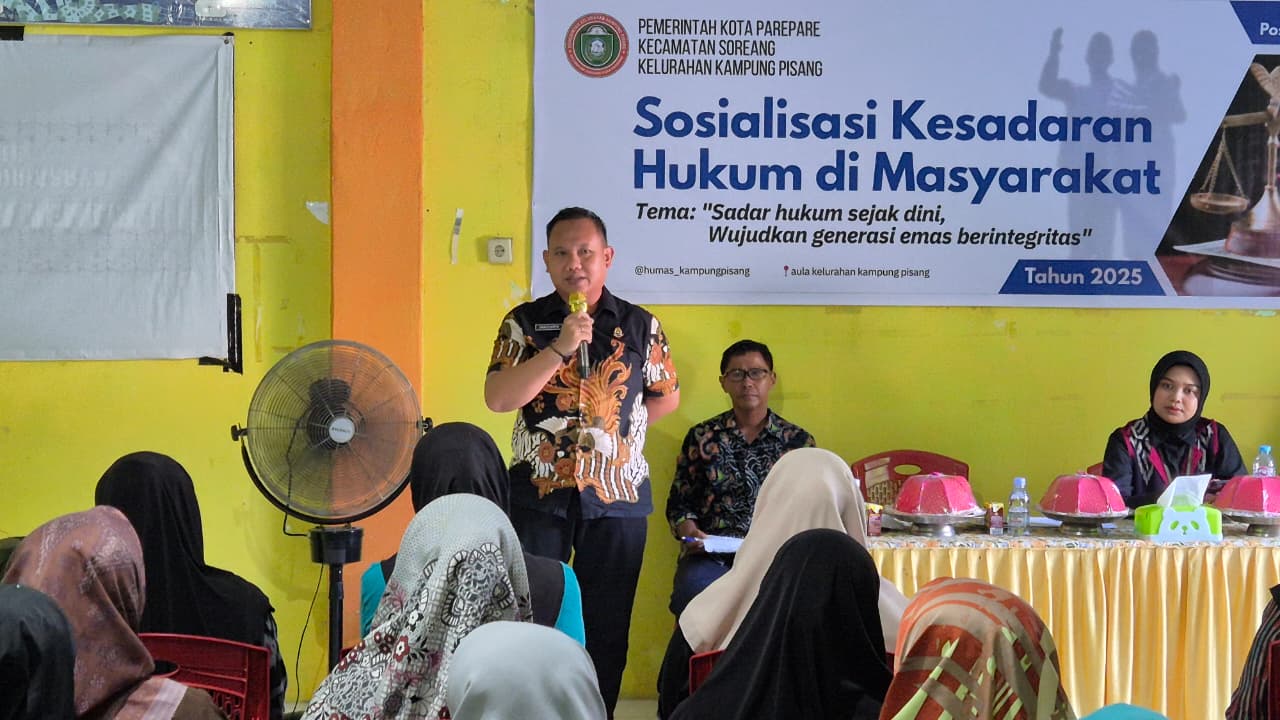 Kejaksaan Parepare Beri Penerangan Hukum di Kelurahan Kampung Pisang