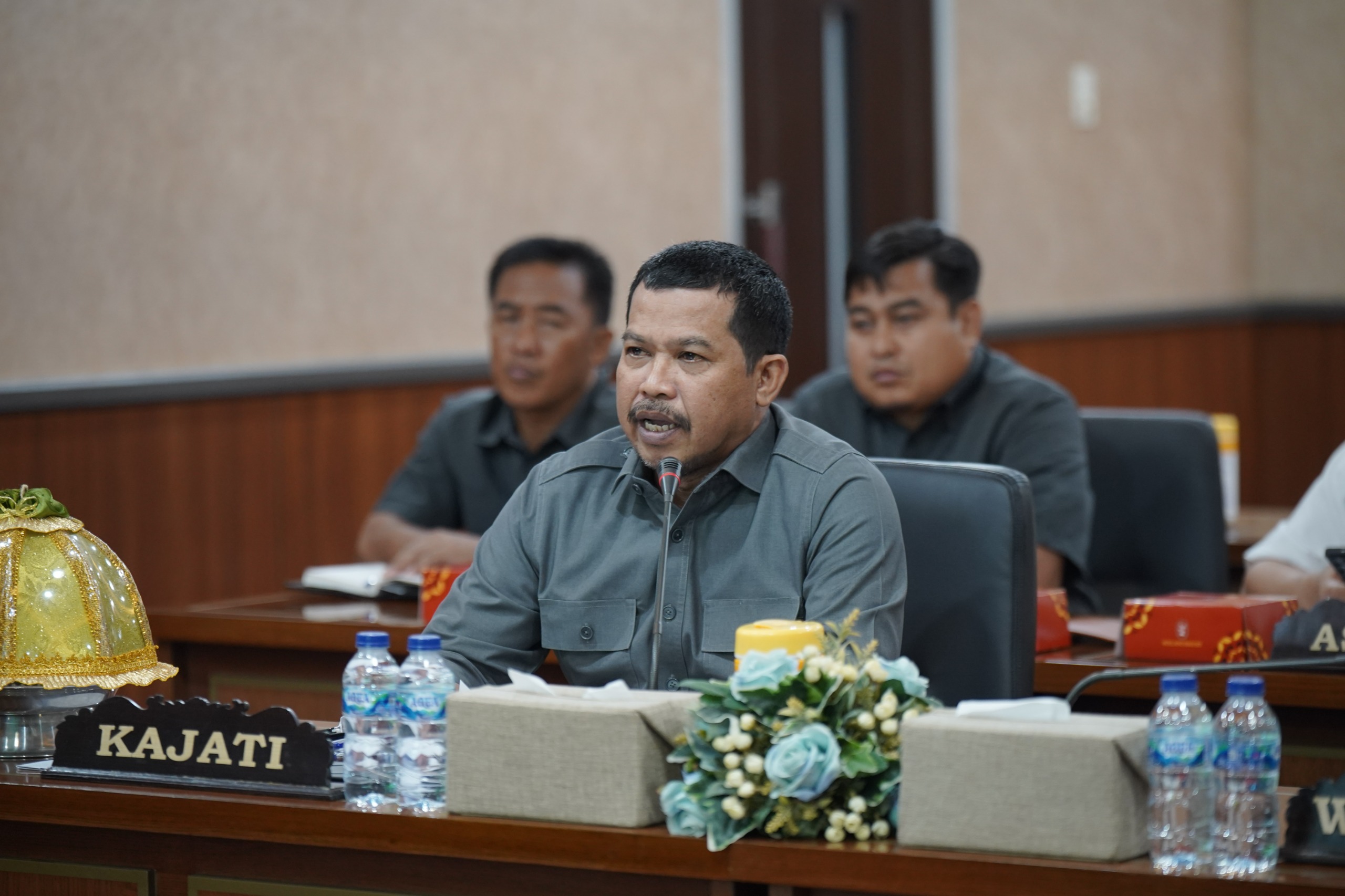 Kajati Sulsel Agus Salim Sampaikan Pengarahan ke Jajaran, Perkuat Pengamanan Internal dan Tegaskan Komitmen Layanan Publik