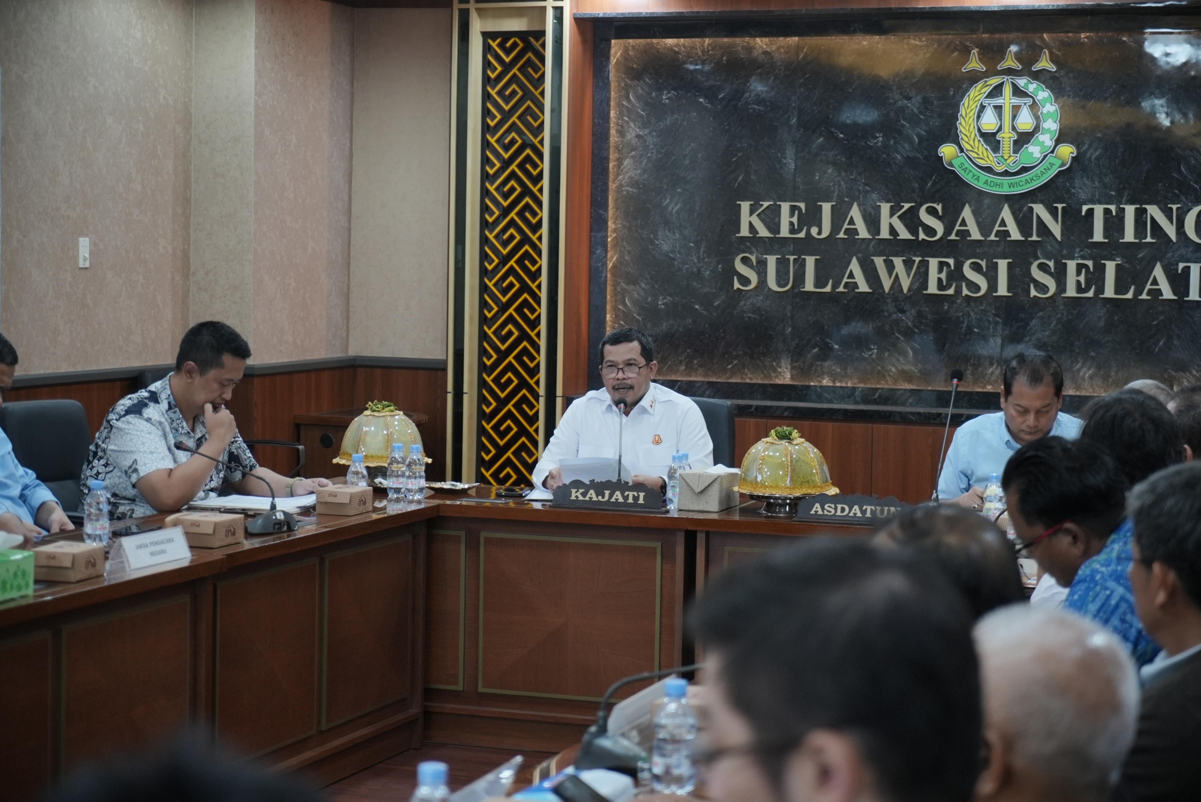 Kejati Sulsel Gelar Rapat Monev Pendampingan Hukum Kepada PT LSM dan PT SDM