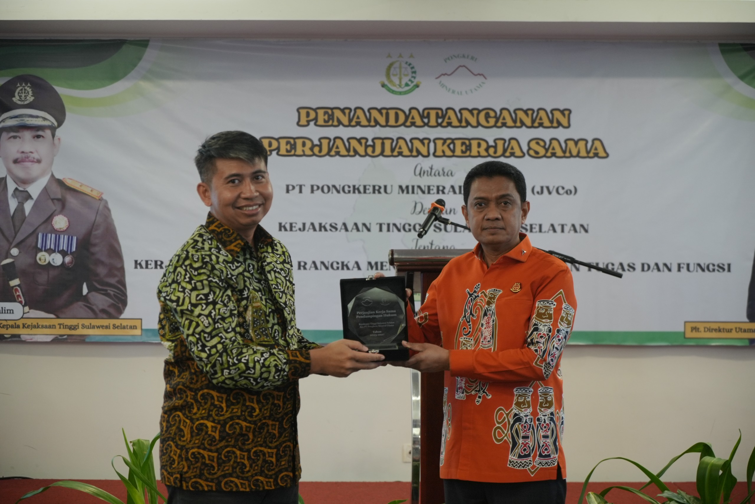 Penandatanganan PKS antara Kejati Sulsel dan PT Pongkeru Mineral Utama Wujudkan Komitmen Percepatan Investasi