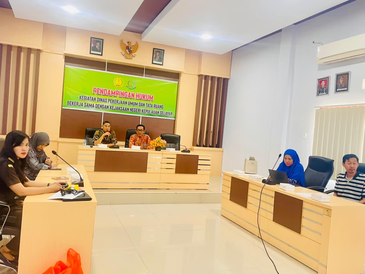 Bidang Perdata dan TUN Kejari Kepulauan Selayar Menggelar Ekspose Pendampingan Hukum Kegiatan Dinas Pekerjaan Umum Dan Tata Ruang Terkait Dengan Kegiatan Peningkatan Jalan Ruas Sangkulu-Kulu-Dodaiya