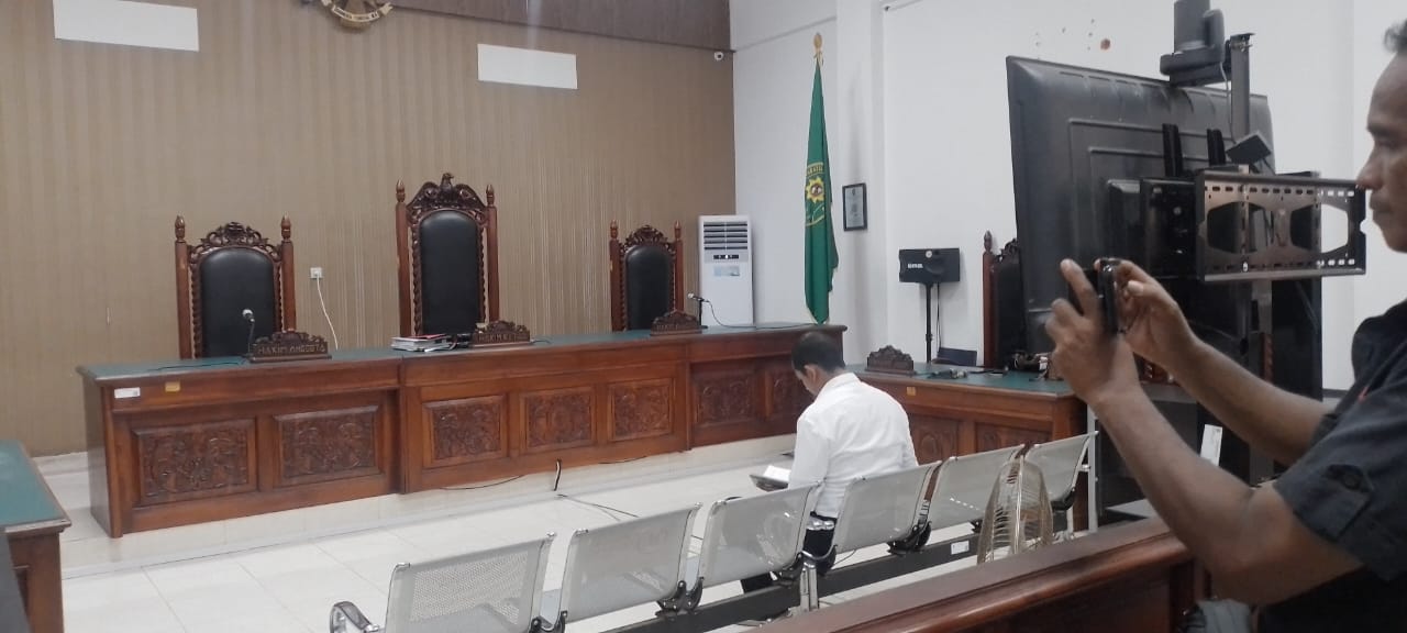 Kejati NTT Bacakan Tuntutan 20 Tahun Penjara terhadap Fajar Widyadharma Lukman Sumatmadja dalam Kasus Kekerasan Seksual Anak
