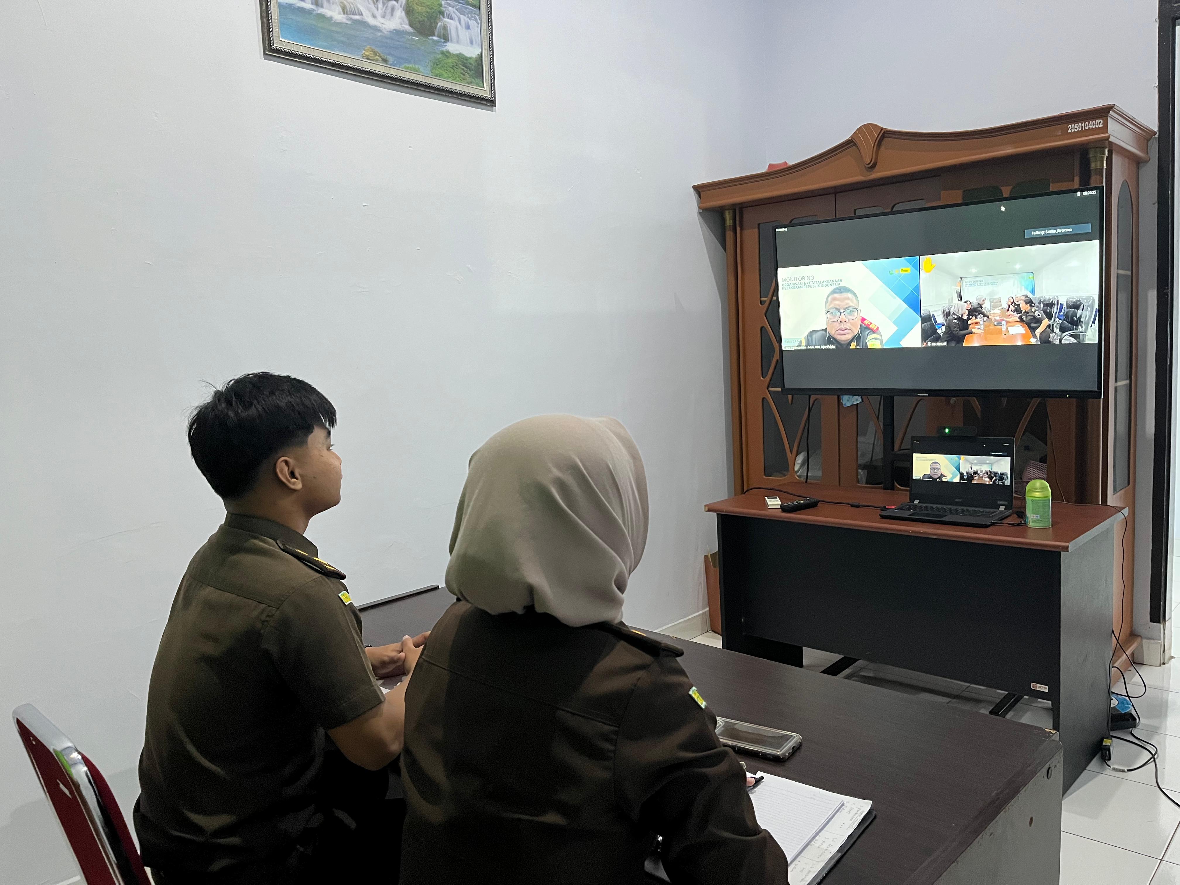 Staf Pembinaan Kejari Kepulauan Selayar mengikuti Monitoring Organisasi dan Ketatalaksanaan Kejaksaan RI Tahun 2025