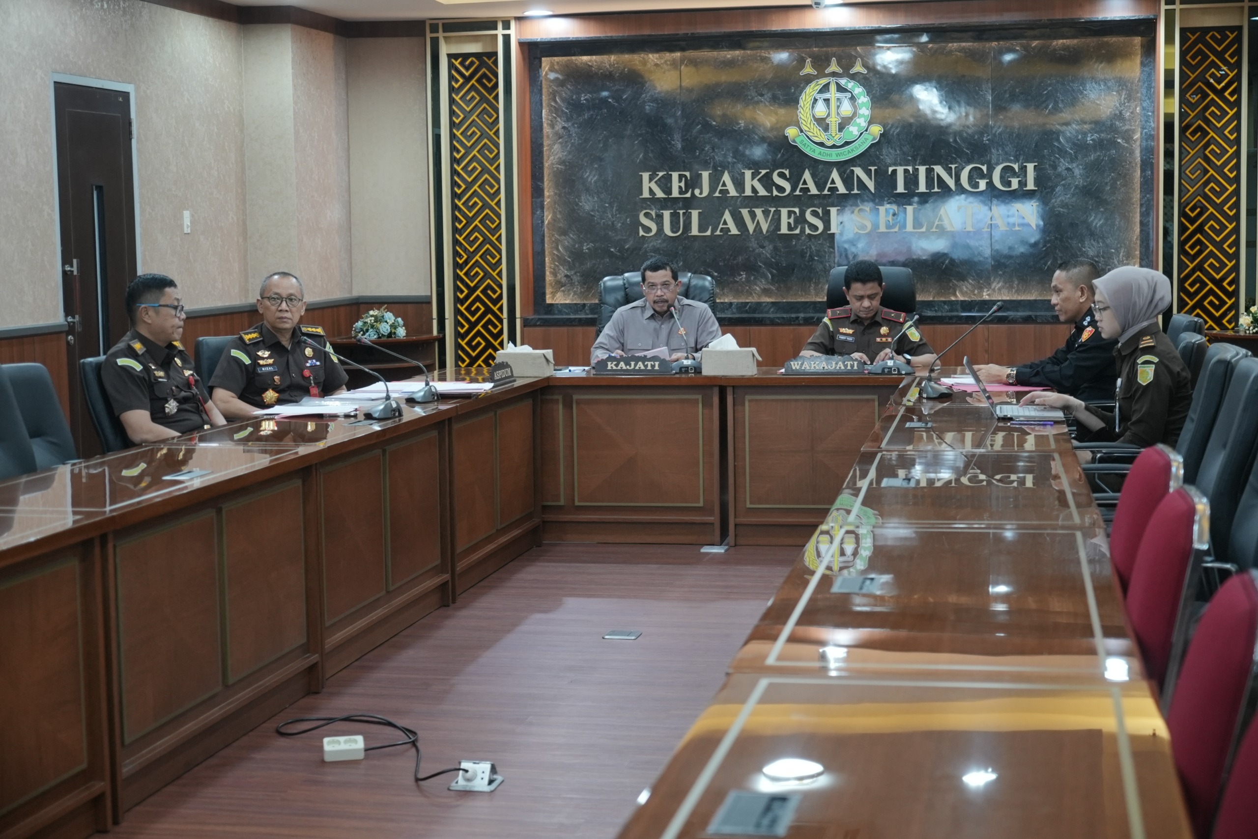 Kasus Kecelakaan Knalpot Terlepas Mahasiswa di Makassar Diselesaikan Kejati Sulsel Lewat Keadilan Restoratif Pelaku Ikut Program Safety Riding