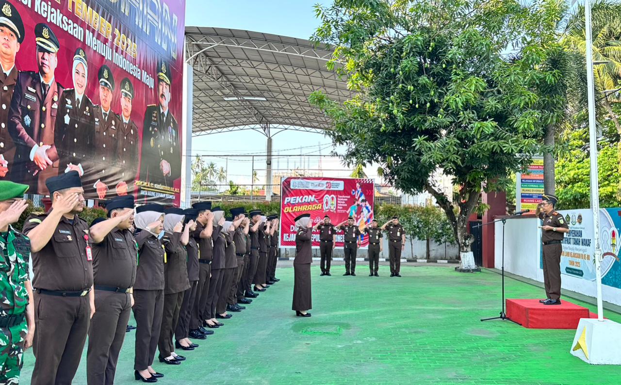 Kajari Kepulauan Selayar Pimpin Apel Pagi Kejaksaan Negeri Kepulauan Selayar