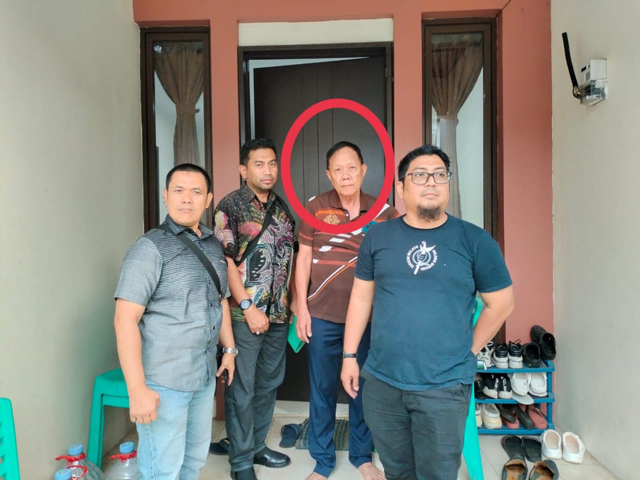 Tim Satgas SIRI Amankan DPO Korupsi Fransiskus Newandi Asal Kejaksaan Tinggi Papua Barat