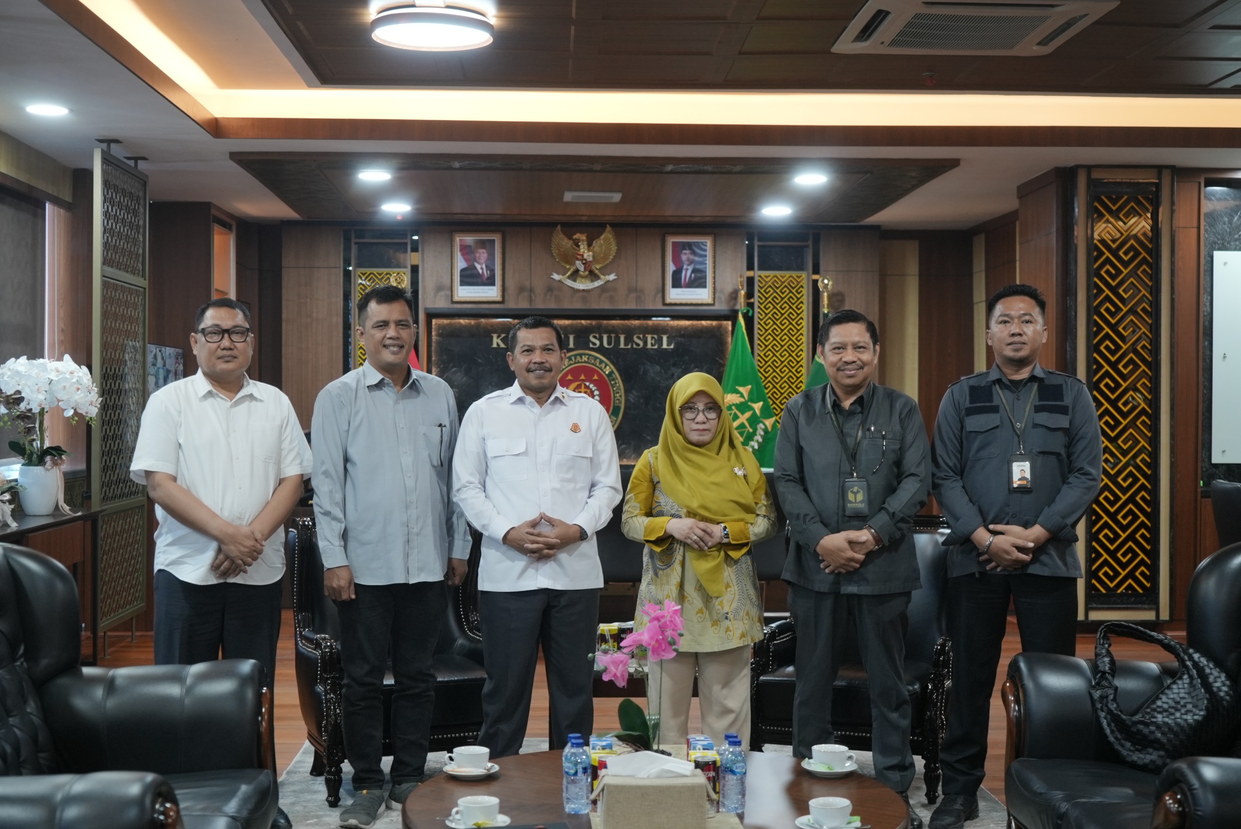 Terima Audiensi Bawaslu Kajati Sulsel Puji Keberhasilan Pilkada 2024 Hasil Sinergi dan Kolaborasi Lintas Lembaga
